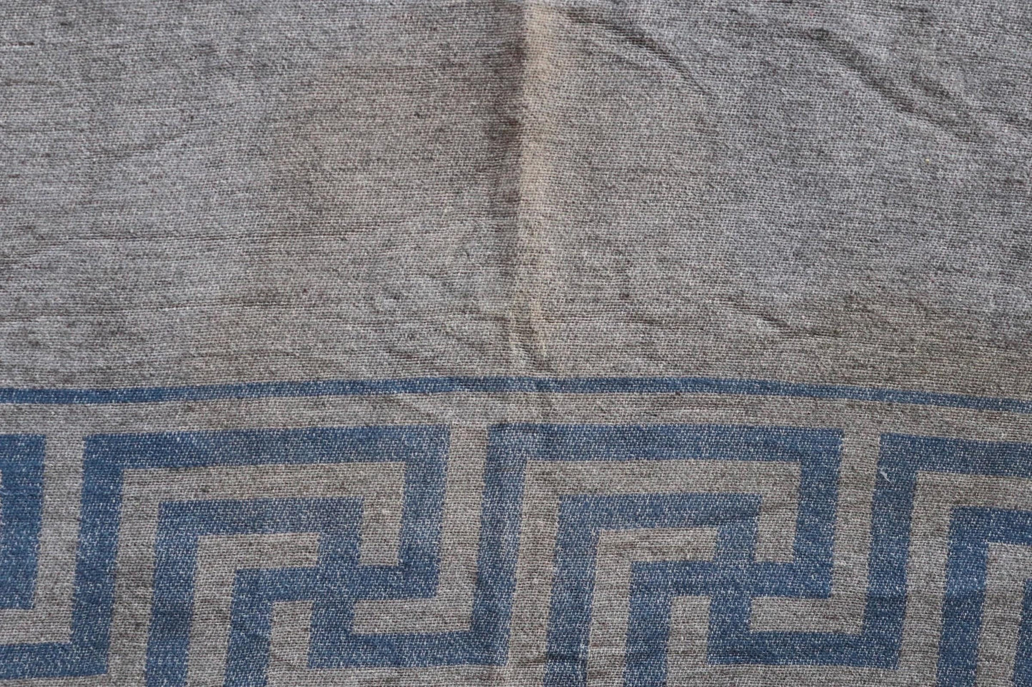 Vintage Whirling Log blanket rug 1930s 1940s grey blue South Western woven picnic camping sofa wall hanging 64" x 74" car van