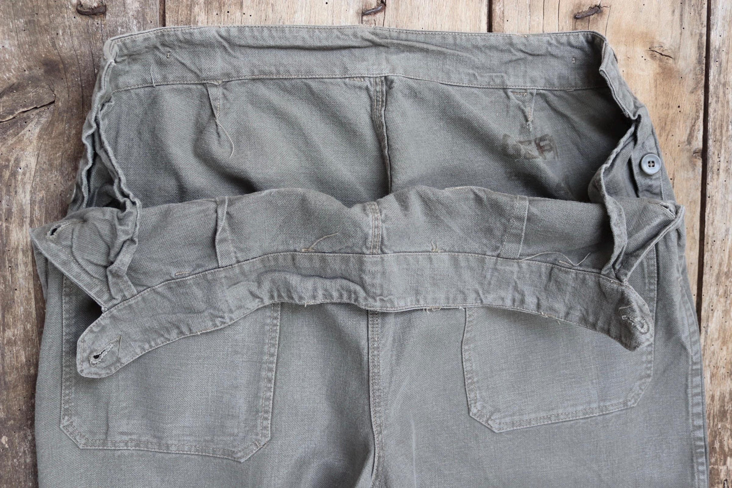 Vintage 1940s 1950s Swedish cargo trousers pants military women’s cotton twill utility workwear work chore 29” 31” x 28”