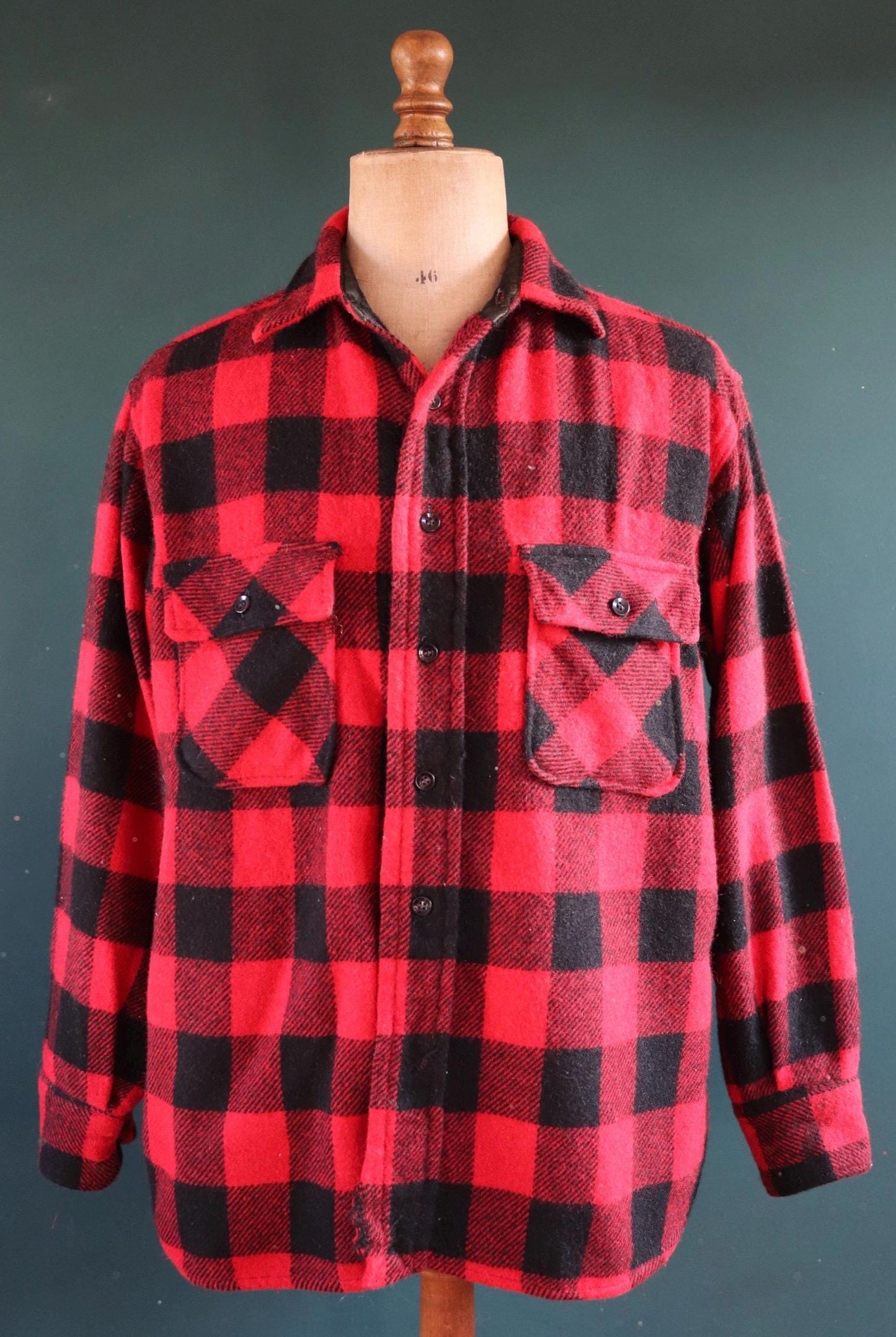 Vintage 1960s 60s 1970s 70s red black buffalo plaid thick wool shirt Penneys Towncraft 51” chest hunting camping workwear hunting logger