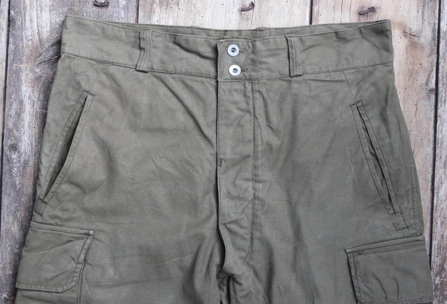 Vintage French workwear cargo pants trousers M47 M-47 khaki green cotton overalls army military 36” x 31” work chore 1940s 1950s