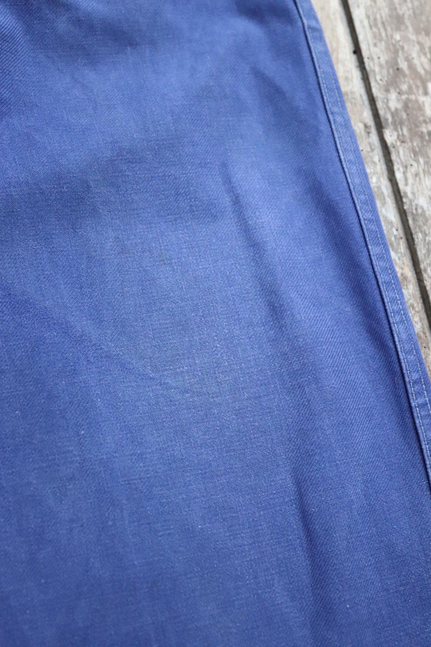 Vintage French workwear trousers pants indigo cotton twill 1940s 1950s work chore 32” x 27”
