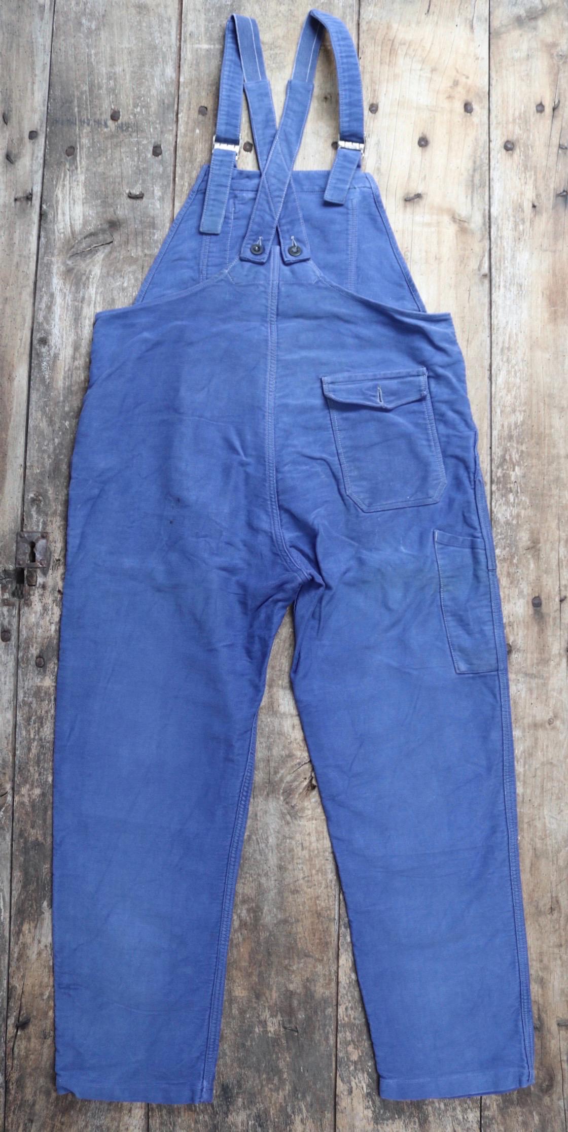 Vintage French workwear overalls dungarees moleskin work chore bib brace 37” x 28” bleu de travail repaired darned 1960s
