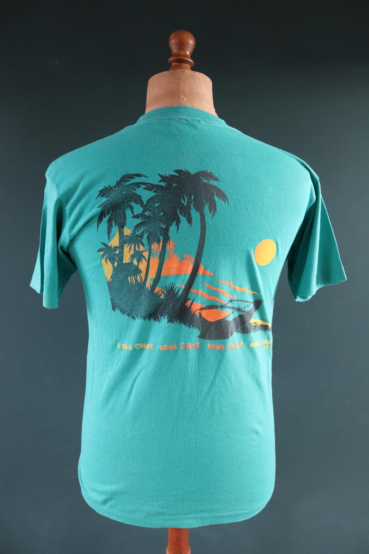 Vintage 1980s 80s 1990s 90s teal green Kona Coast surf palm tree print sports sportswear pocket t shirt 38” chest