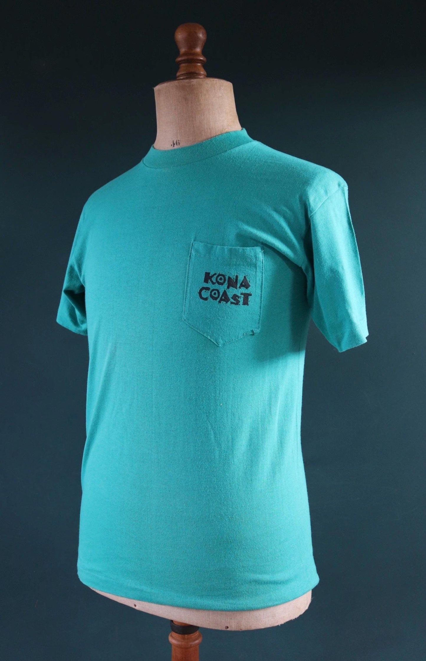 Vintage 1980s 80s 1990s 90s teal green Kona Coast surf palm tree print sports sportswear pocket t shirt 38” chest