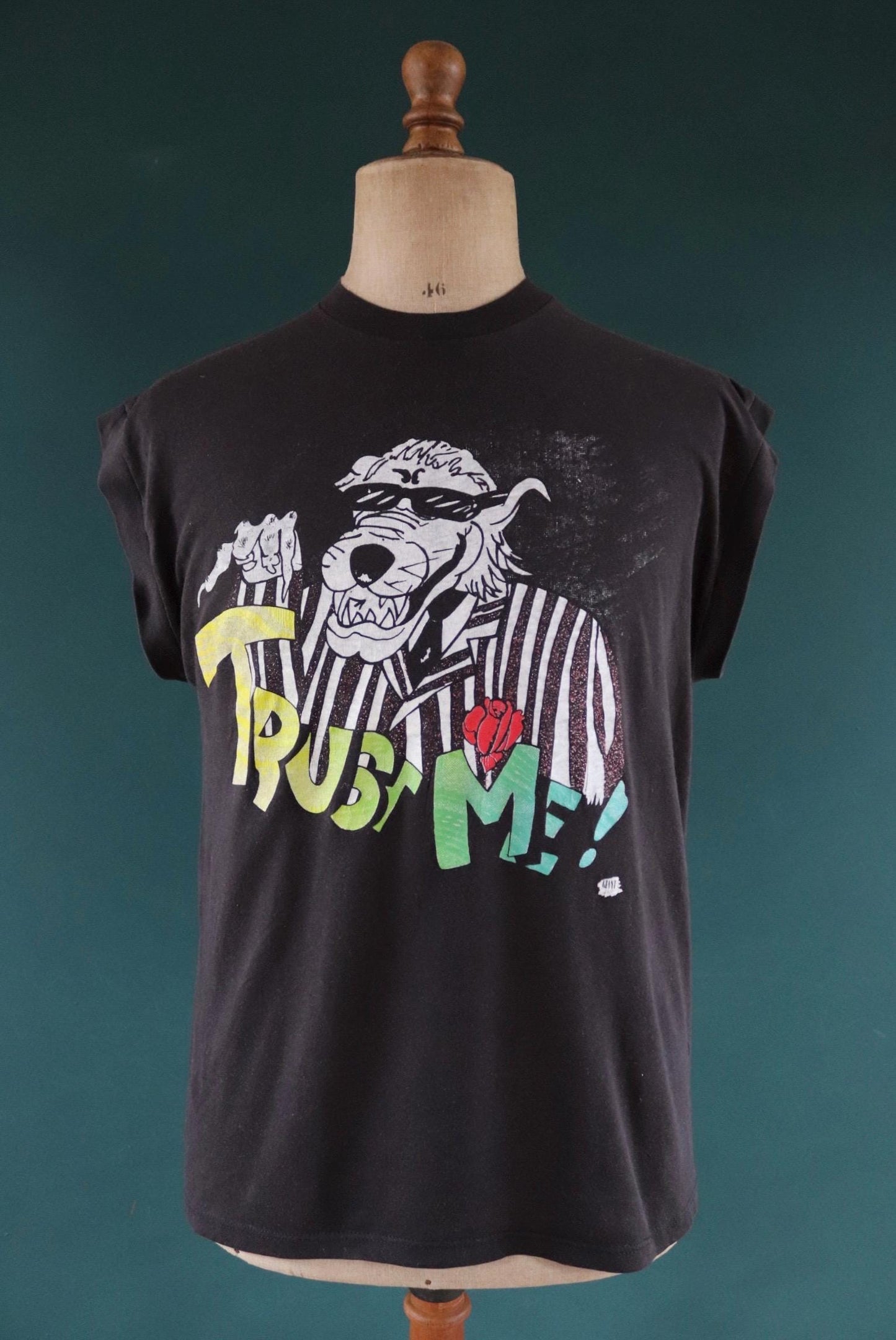Vintage 1980s 80s 1990s 90s Giant faded black Trust Me wolf print poly cotton singlet vest sports sportswear t shirt 41” chest