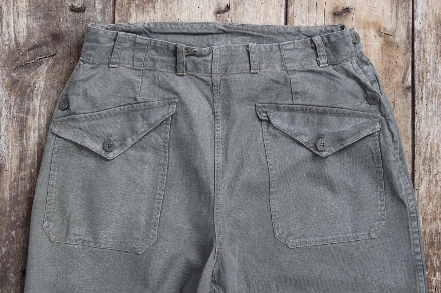Vintage 1940s 1950s Swedish cargo trousers pants military women’s cotton twill utility workwear work chore 29” 31” x 28”
