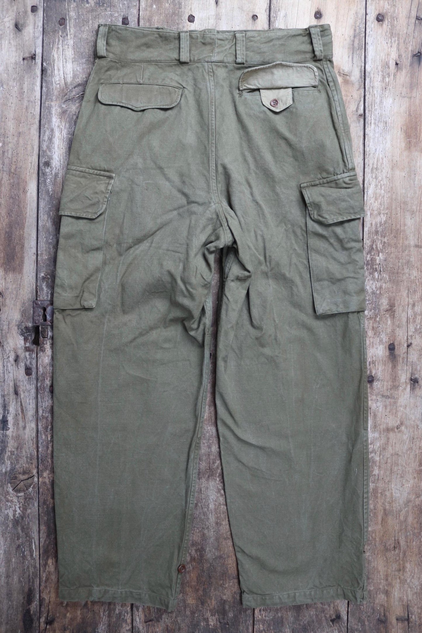 Vintage 1940s 50s French M47 cargo trousers - military workwear pants - 35" x 30"
