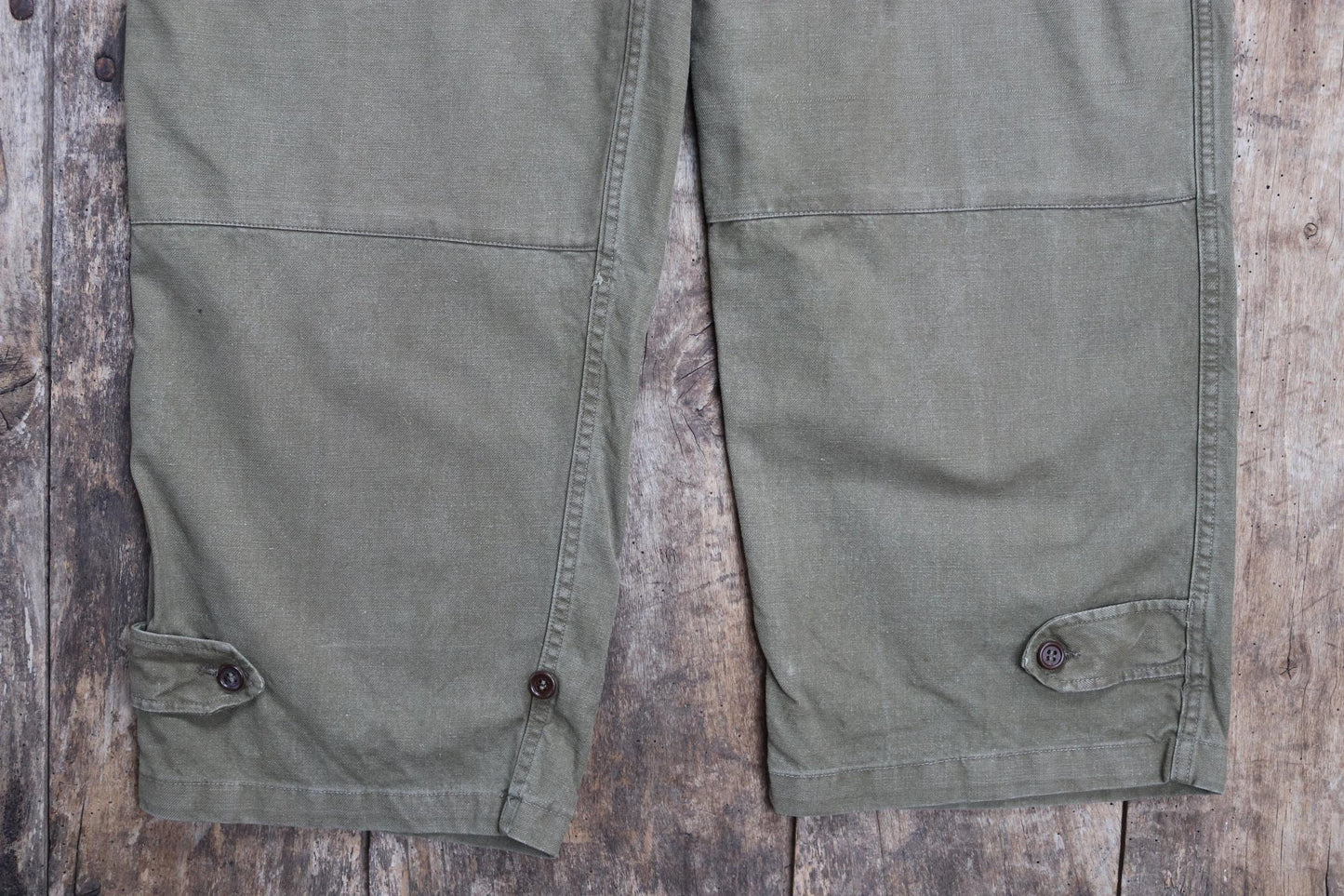 Vintage French workwear trousers cargo pants M47 M-47 French khaki green cotton overalls army military 35” x 29” 1940s 1950s work chore