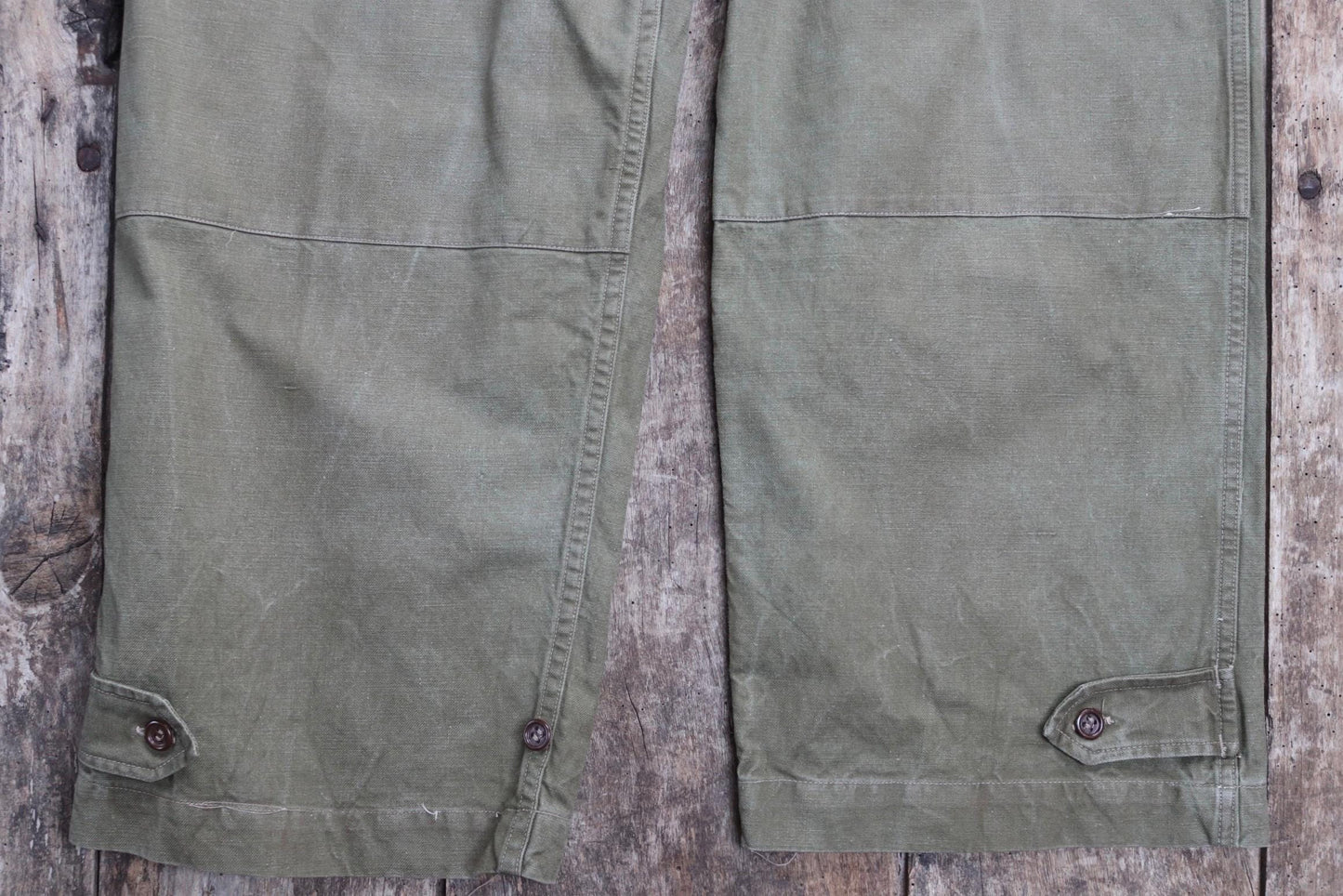 Vintage French workwear trousers cargo pants 1940s 1950s M47 M-47 khaki green cotton overalls army military 37” x 29” work chore
