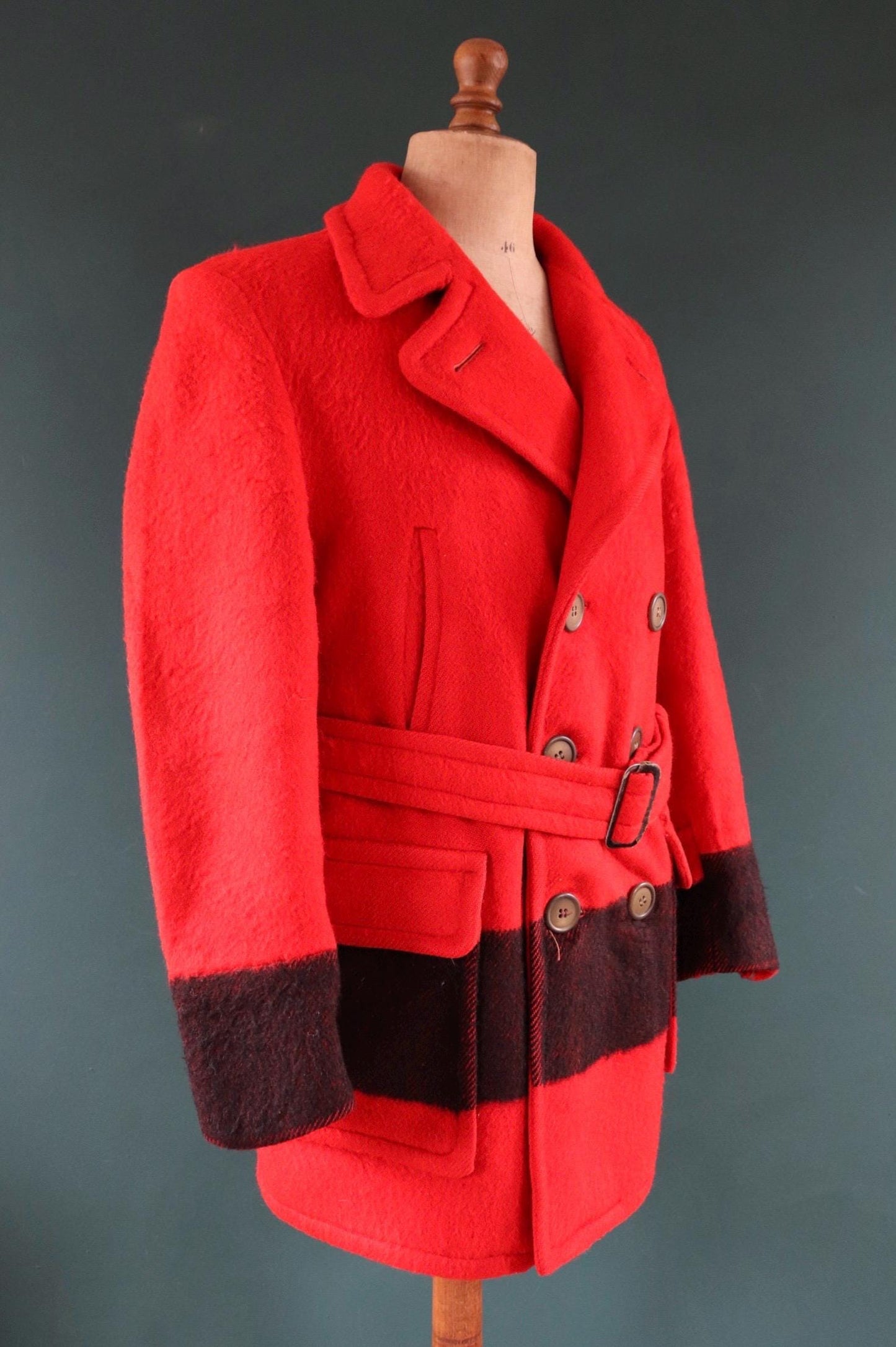 Vintage 1940s 40s 1950s 50s Hudsons Bay red black stripe wool winter mackinaw coat jacket belted double breasted Canada 48" 4 point blanket