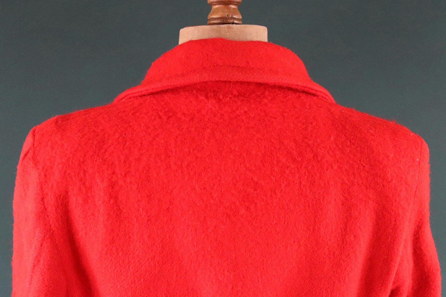 Vintage 1940s 40s 1950s 50s Hudsons Bay red black stripe wool winter mackinaw coat jacket belted double breasted Canada 48" 4 point blanket