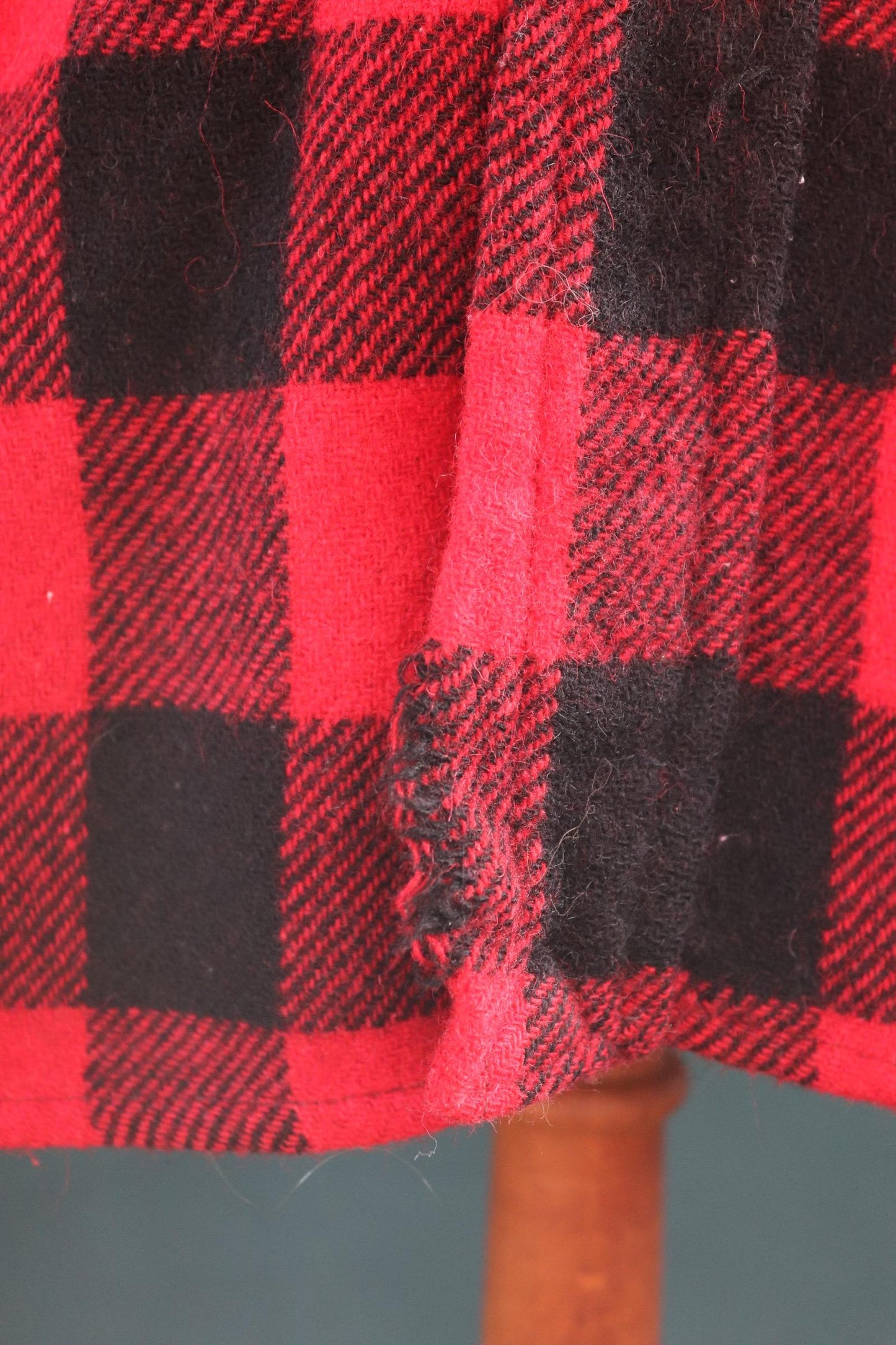 Vintage 1960s 60s 1970s 70s red black buffalo plaid thick wool shirt Penneys Towncraft 51” chest hunting camping workwear hunting logger