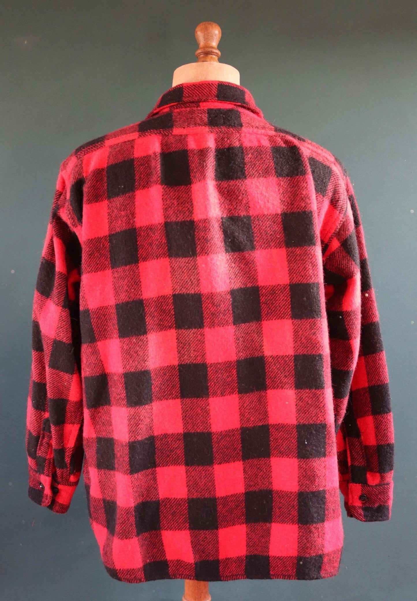 Vintage 1960s 60s 1970s 70s red black buffalo plaid thick wool shirt Penneys Towncraft 51” chest hunting camping workwear hunting logger