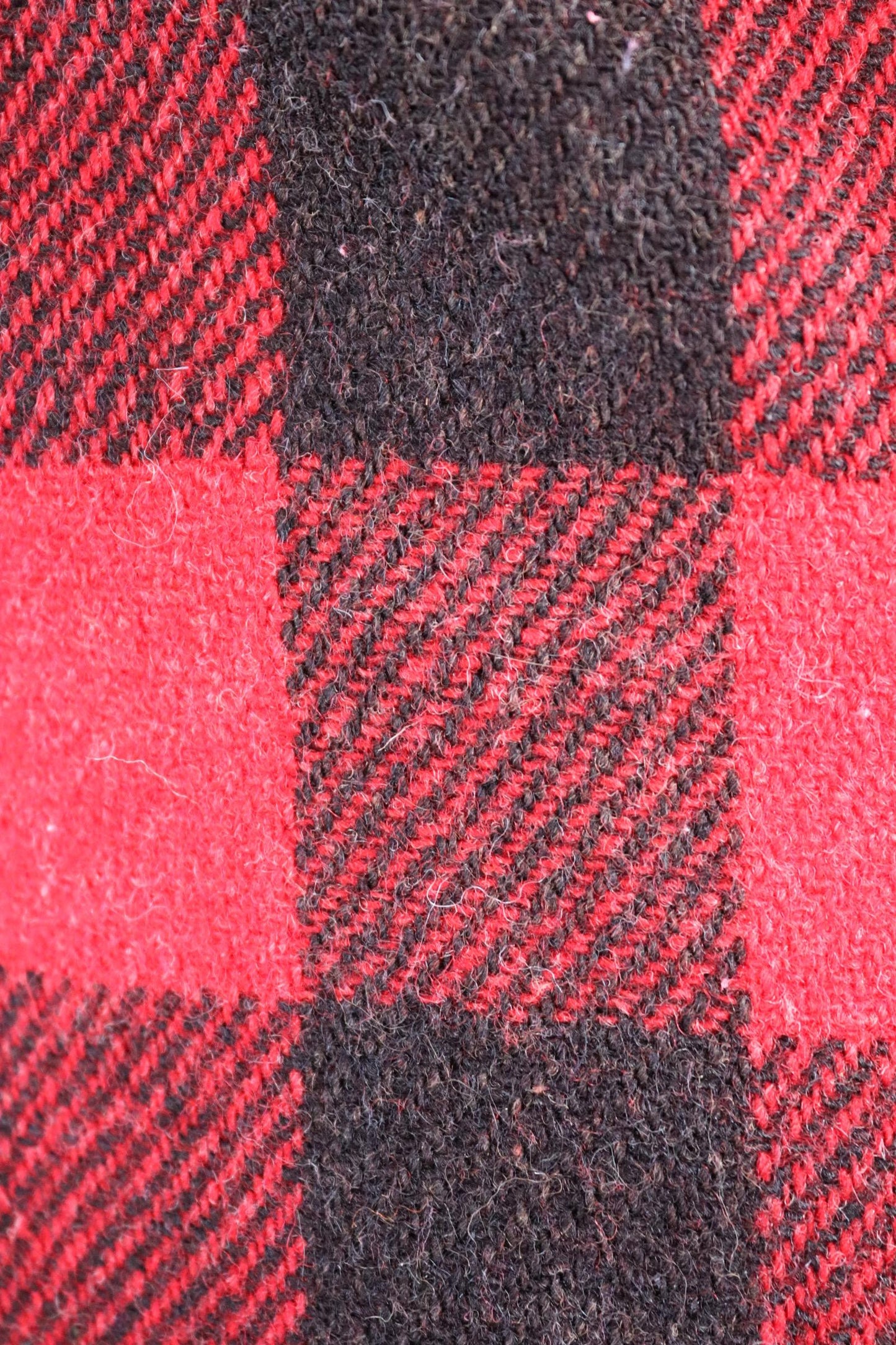 Vintage 1960s 60s red black buffalo plaid thick wool shirt Soo Wool 39” chest hunting camping workwear hunting logger