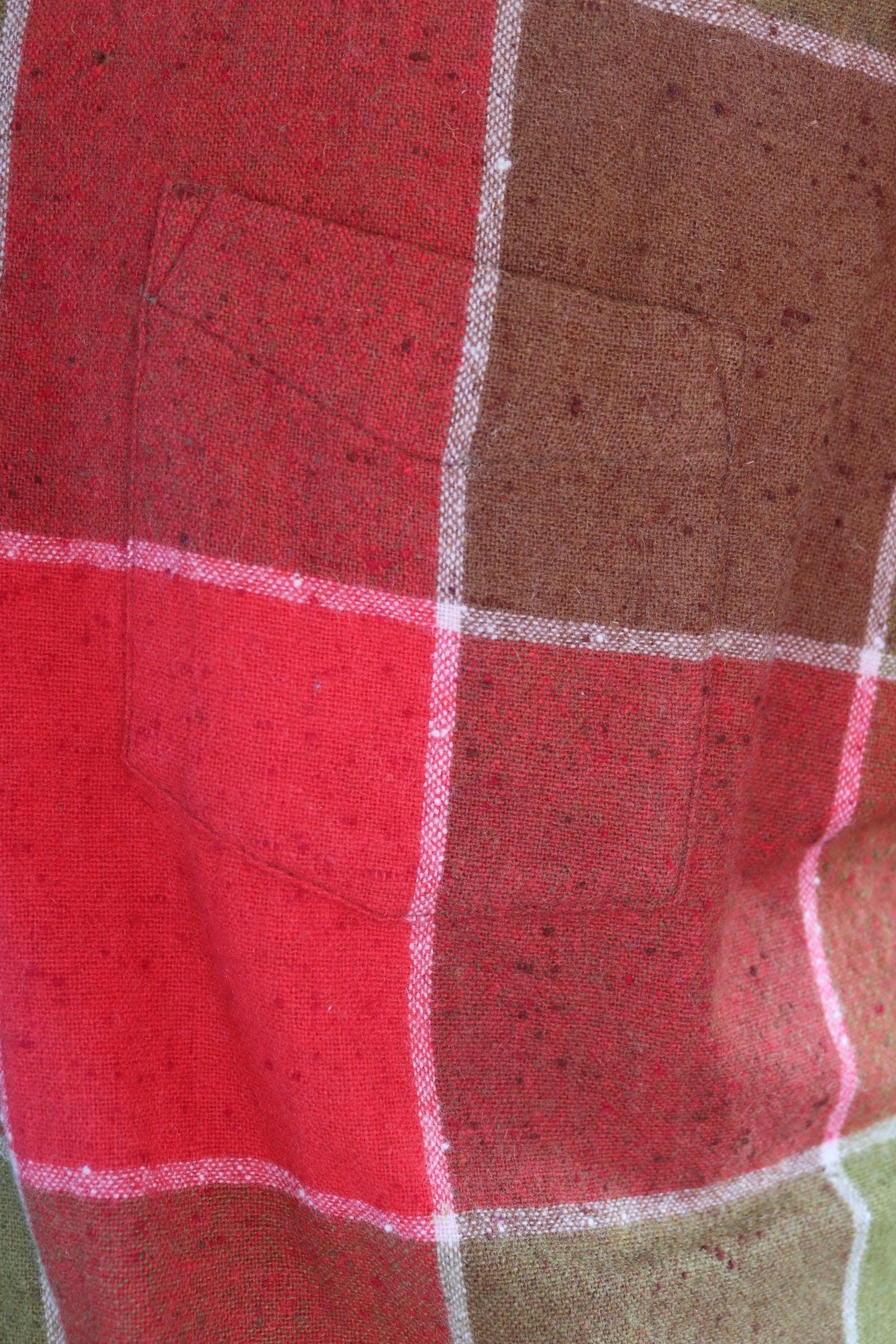 Vintage 1970s 70s Kennington California nubby windowpane checked short sleeve button down collar shirt mustard red 47" chest Ivy style
