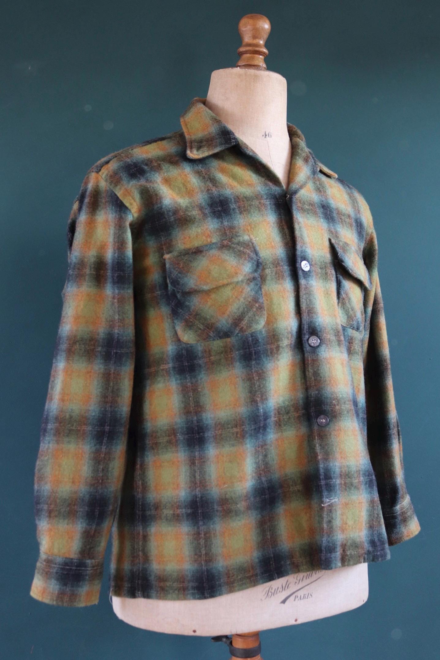 Vintage 1960s 60s 1970s 70s green blue black shadow plaid wool shirt Penneys Towncraft 45” chest loop collar