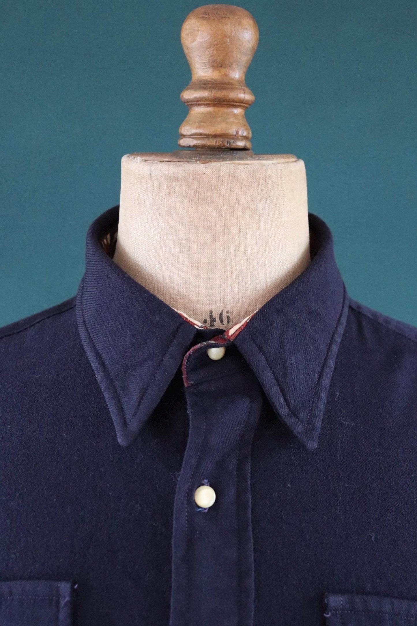 Vintage 1960s 60s Duke’s of Houston Texas plain navy blue wool gabardine Western cowboy shirt 50" chest rockabilly country