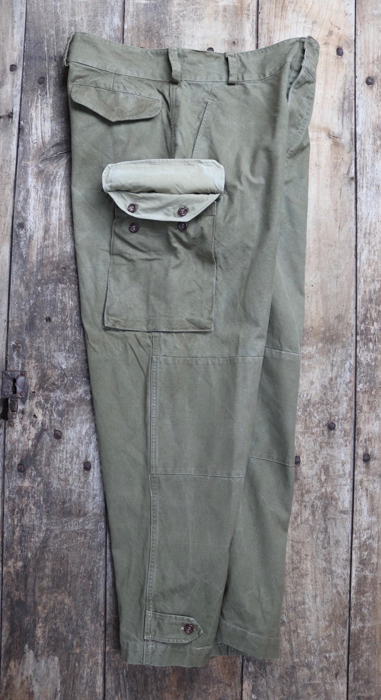 Vintage French workwear trousers cargo pants 1940s 1950s M47 M-47 khaki green cotton overalls army military 37” x 29” work chore