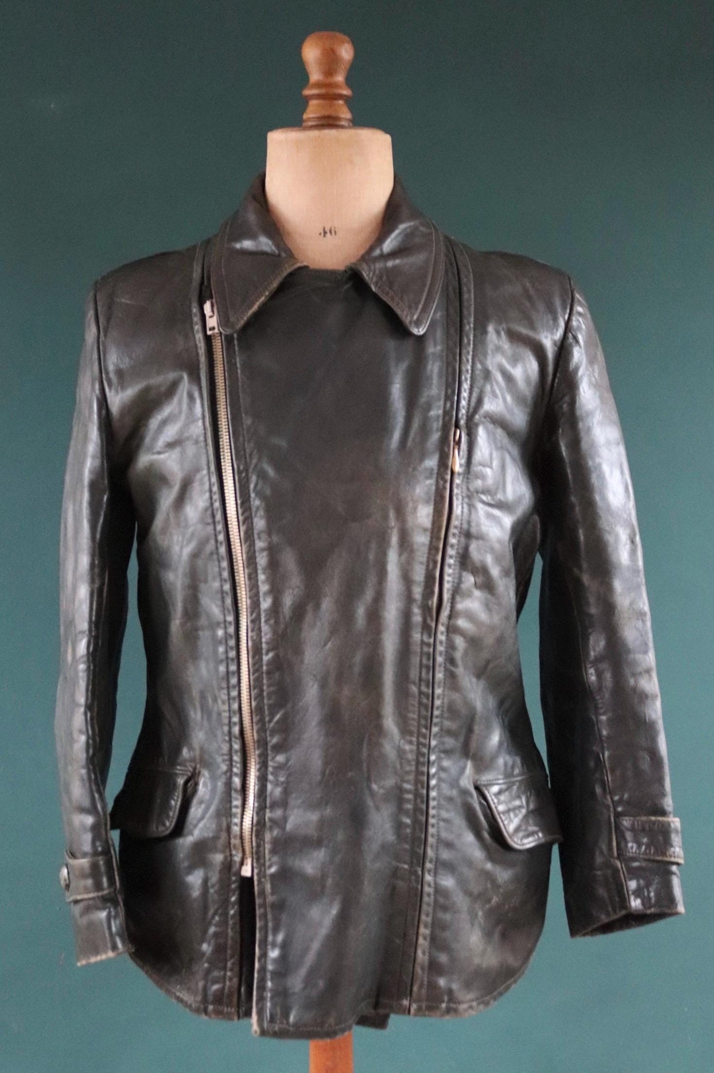 Vintage 1950s 50s 1960s 60s leather jacket German dark green horsehide biker motorcycle car coat 42” chest