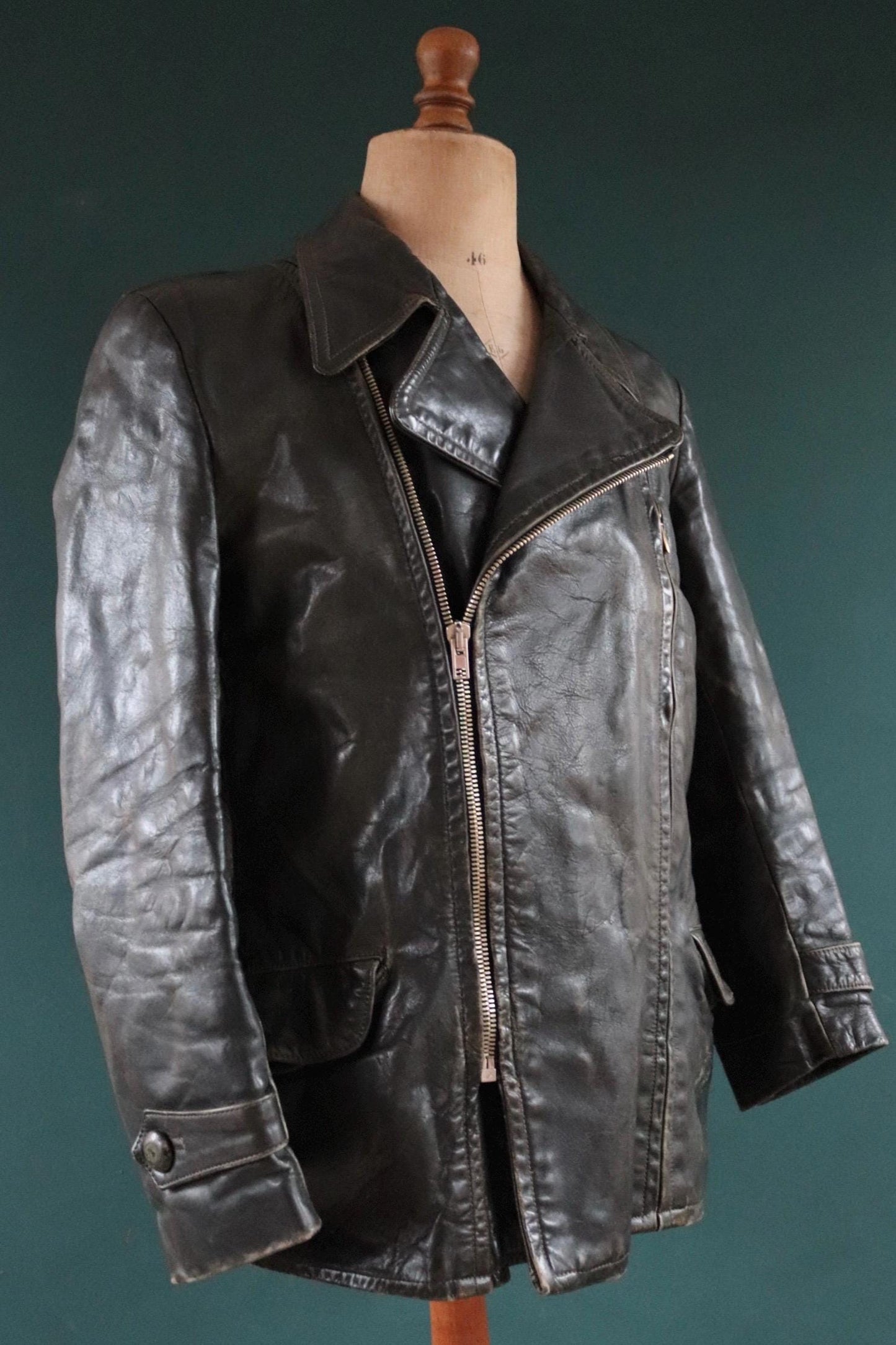Vintage 1950s 50s 1960s 60s leather jacket German dark green horsehide biker motorcycle car coat 42” chest