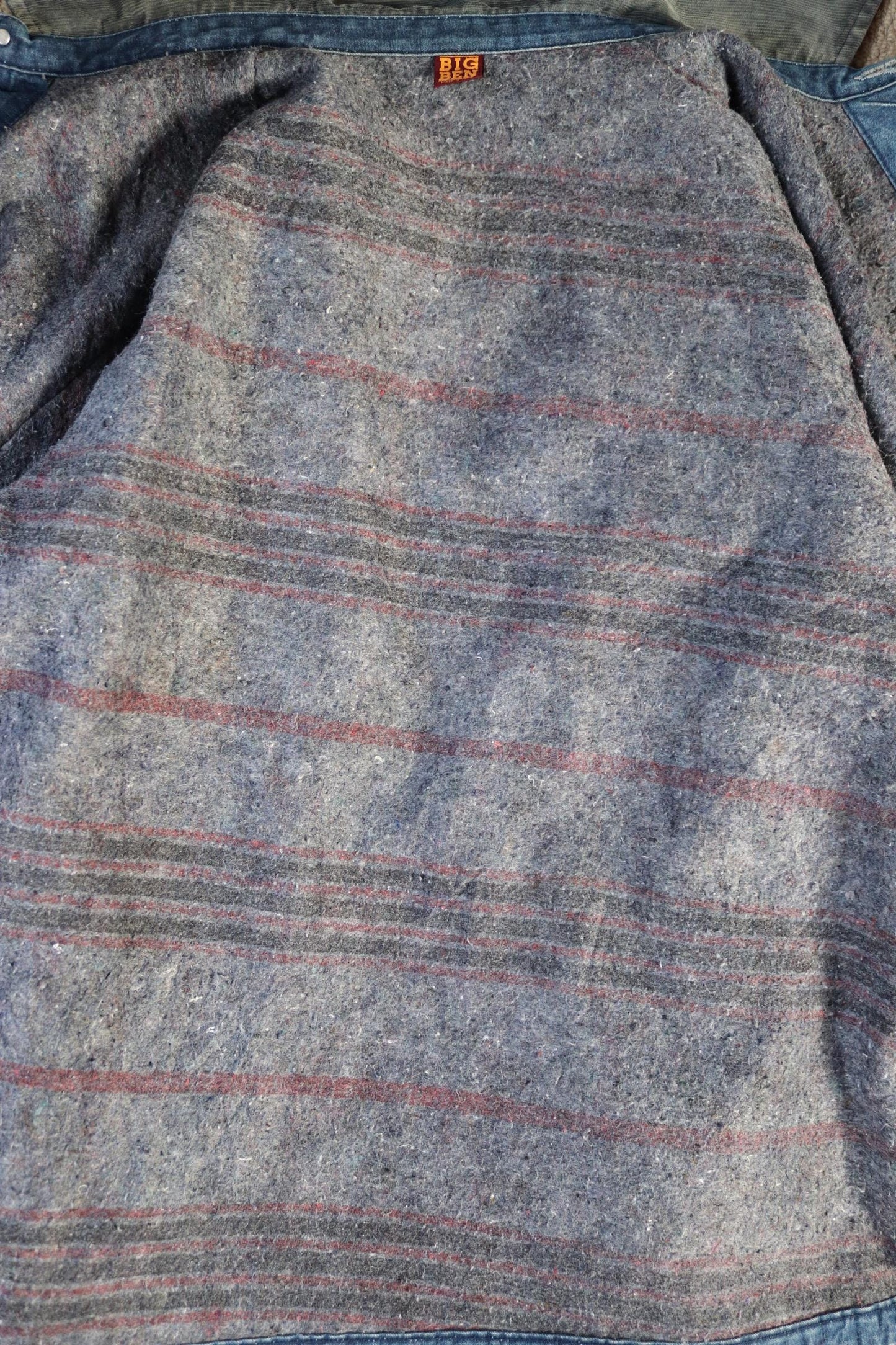 Vintage 1990s 90s Big Ben blue denim blanket lined barn chore jacket workwear work chore 56” chest insulated