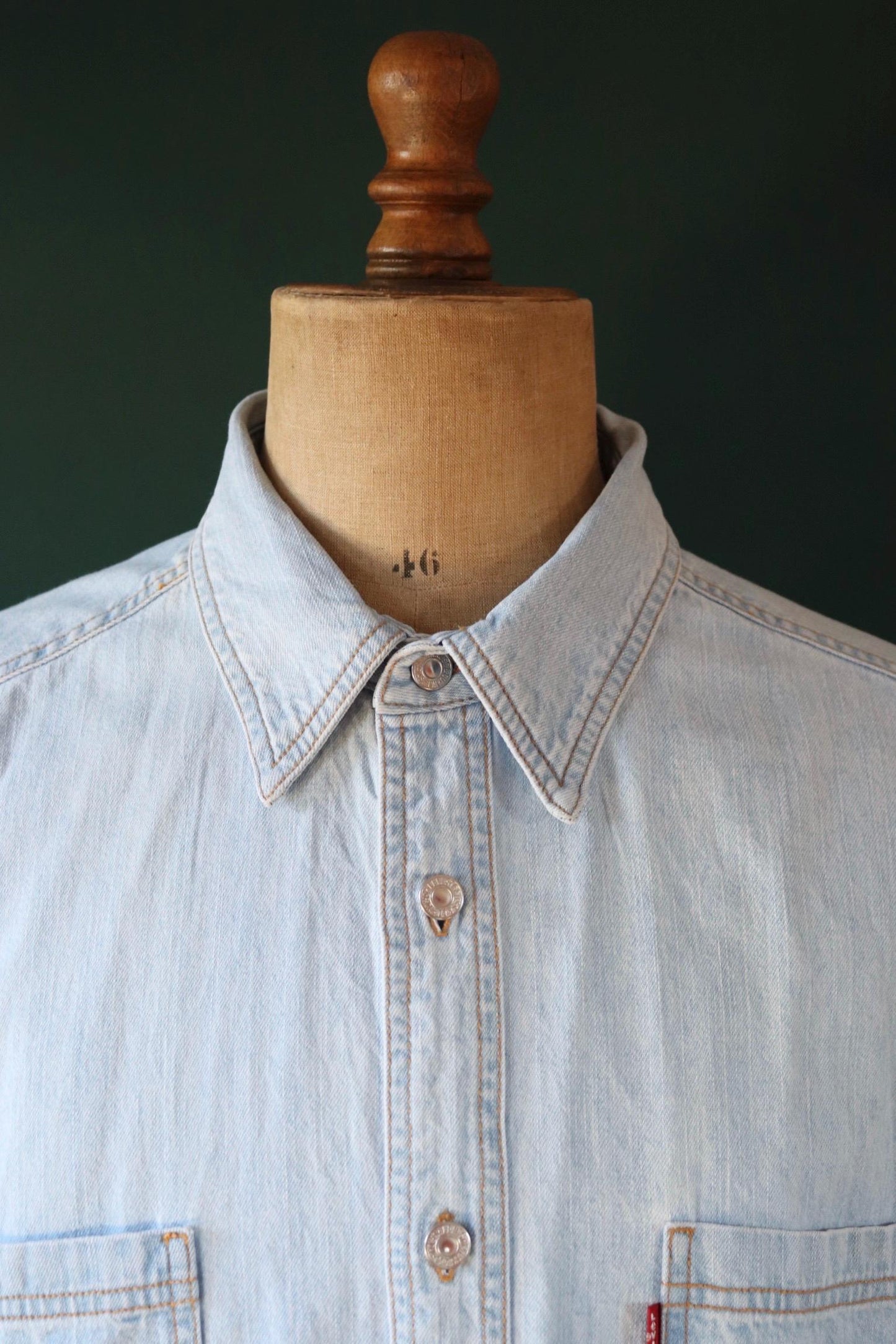 Vintage Levis Levi Strauss pale blue chambray denim shirt cowboy western 50" chest red tab