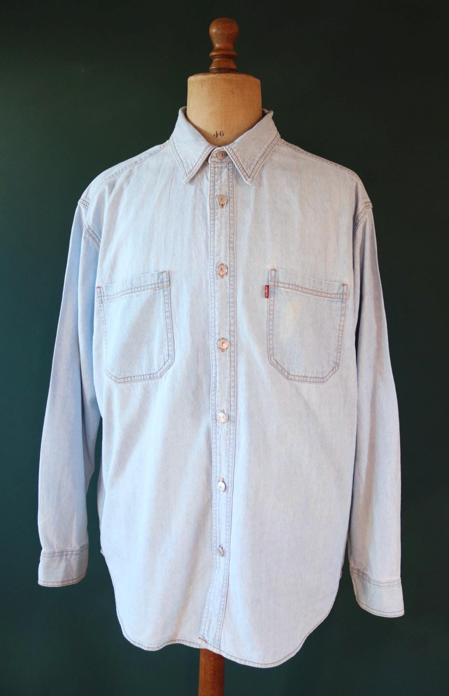 Vintage Levis Levi Strauss pale blue chambray denim shirt cowboy western 50" chest red tab
