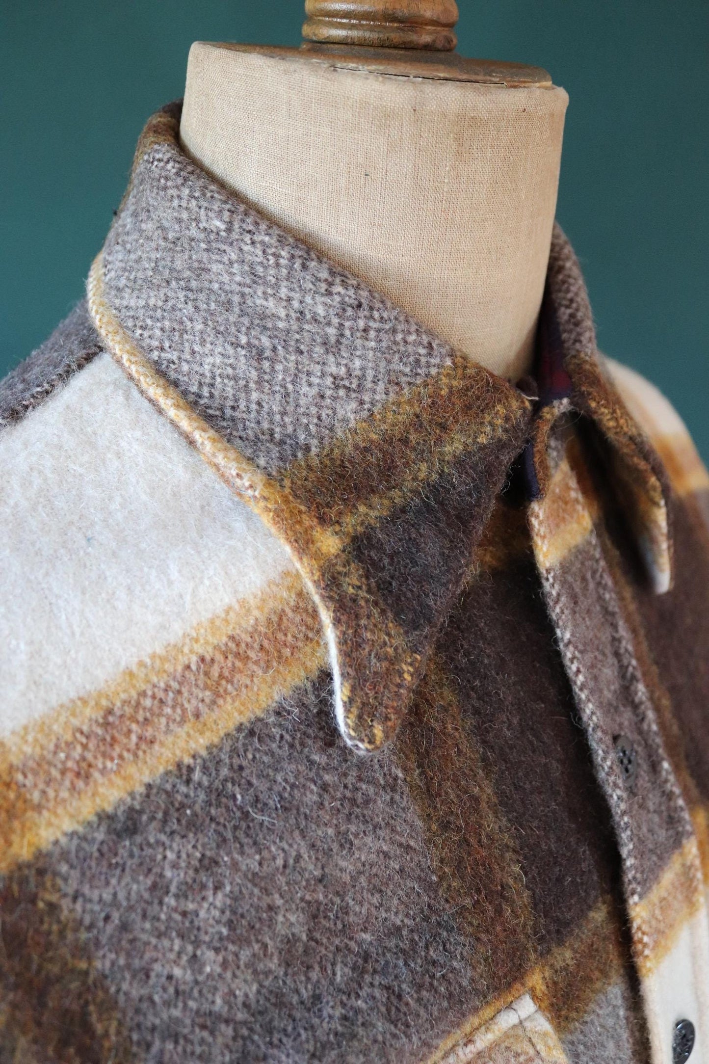 Vintage 1970s 70s his plaid checked cream brown camp shirt hiking camping CPO thick wool 48” chest logger workwear