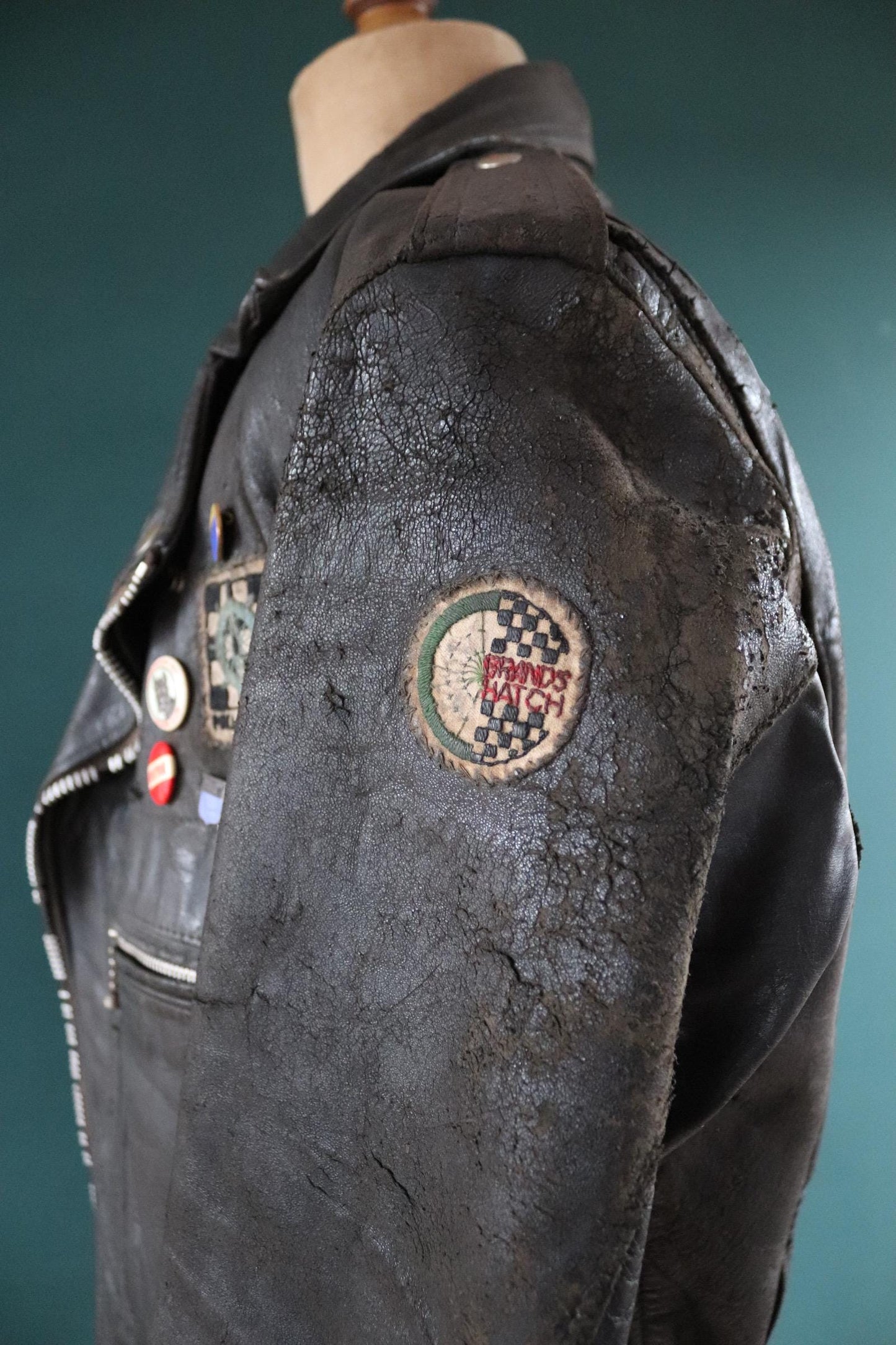 Vintage 1960s 60s black leather jacket Aviakit Lewis Leathers biker motorcycle 45” chest ball chain Lightning zipper patches BSA