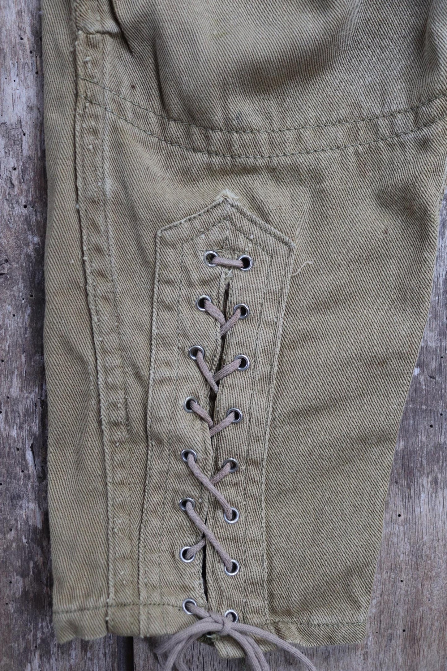 Vintage 1940s jodhpurs riding workwear khaki brown cotton twill hunting breeches 29” x 24” Union Made work chore lace up