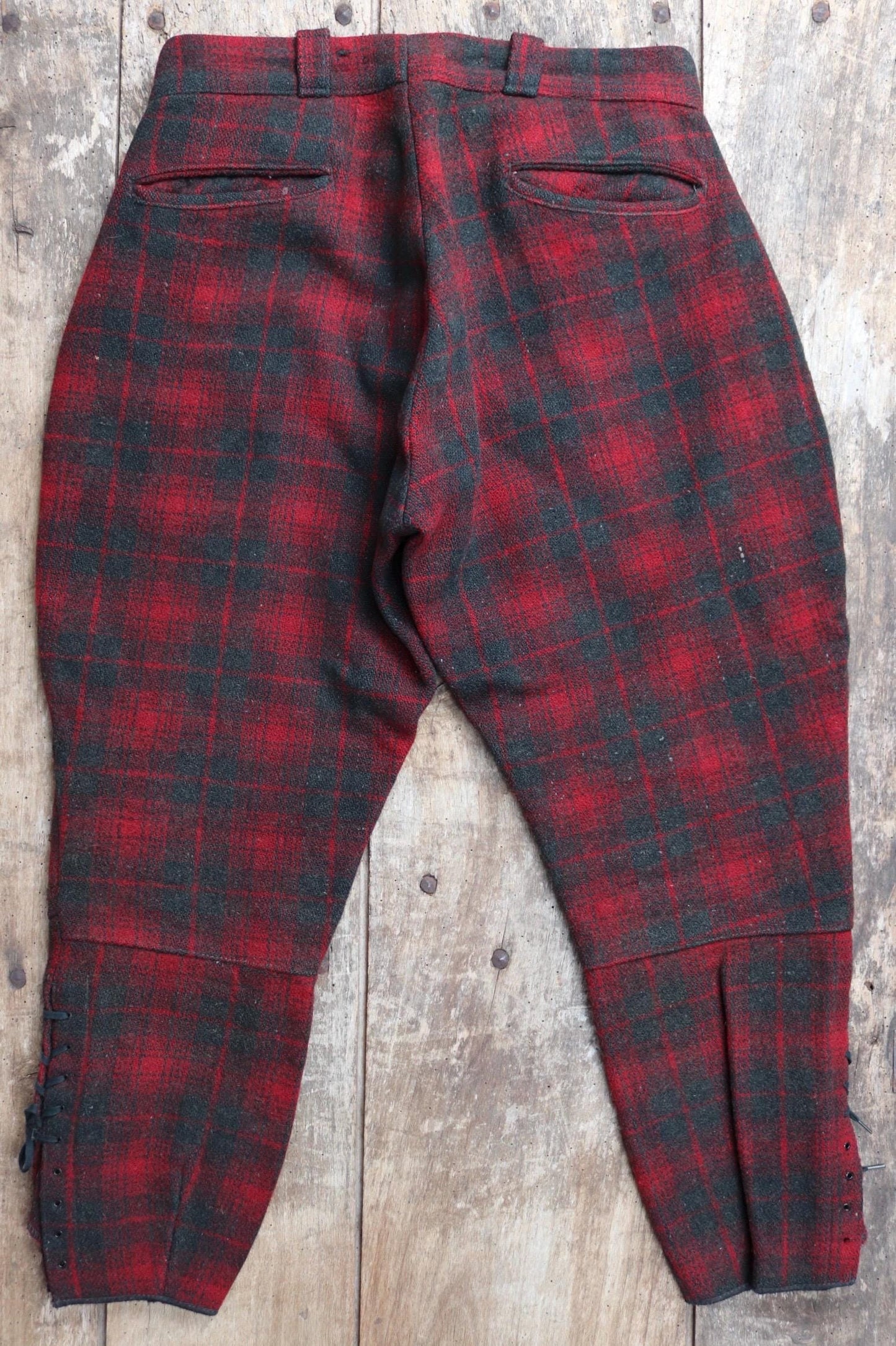 Vintage 1930s 30s 1940s 40s red black checked plaid wool hunting trousers breeches jodhpurs suspender buttons 31" x 26"