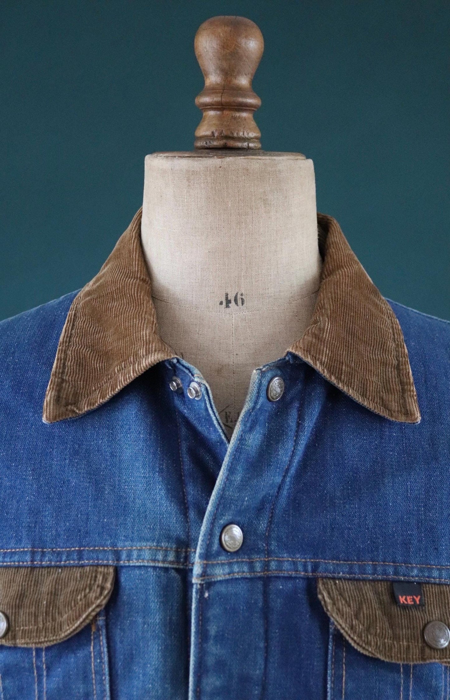 Vintage 1970s 70s 1980s 80s Key Imperial denim quilted lined trucker work jacket 46" chest corduroy collar workwear chore waist cinch