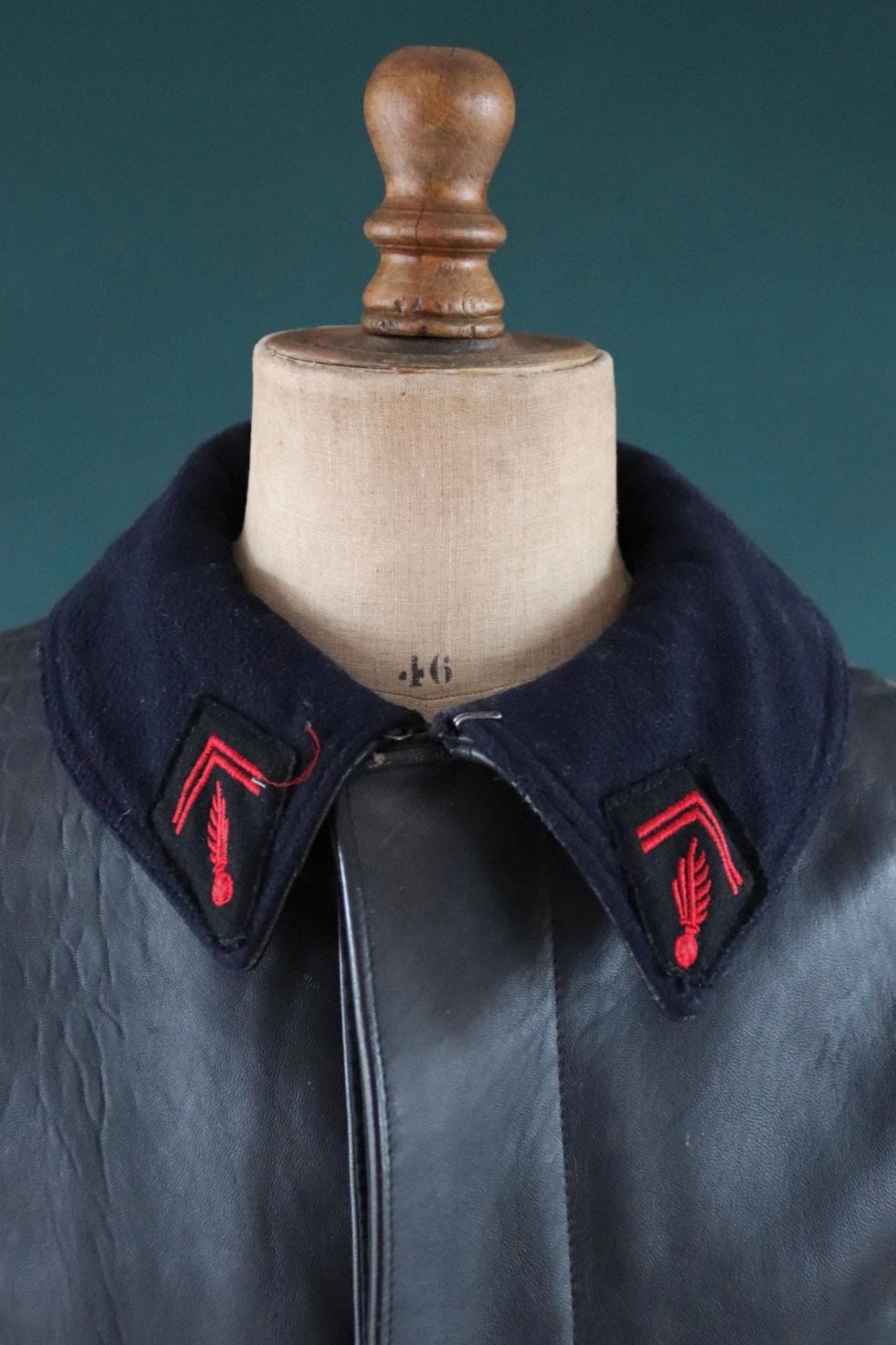 Vintage 1960s 70s French leather jacket - Le Corbusier style - firefighter workwear - 44” chest