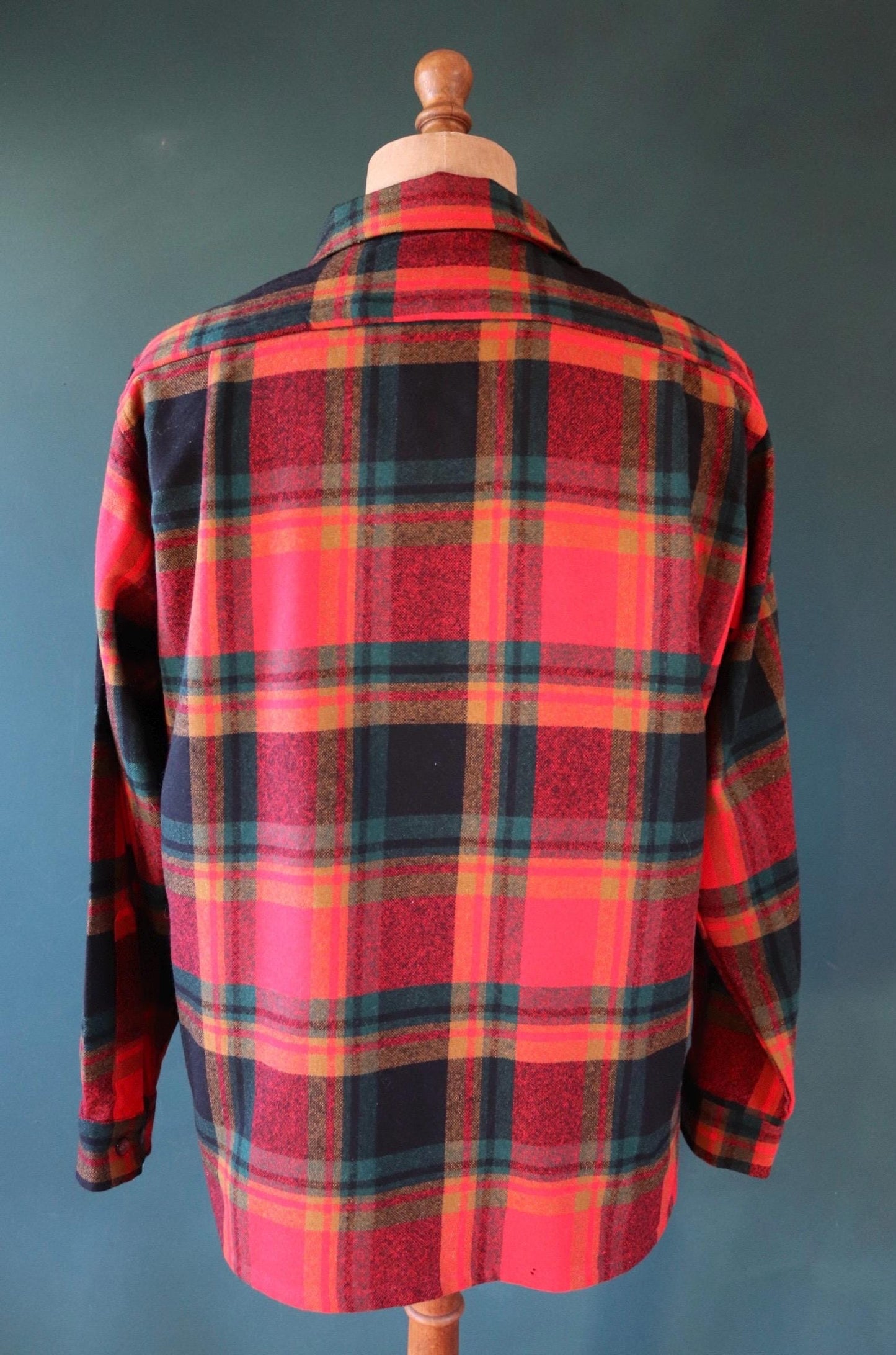 Vintage 1960s 60s 1970s 70s Puritan plaid checked red green field camp shirt hiking camping wool 48” chest logger workwear