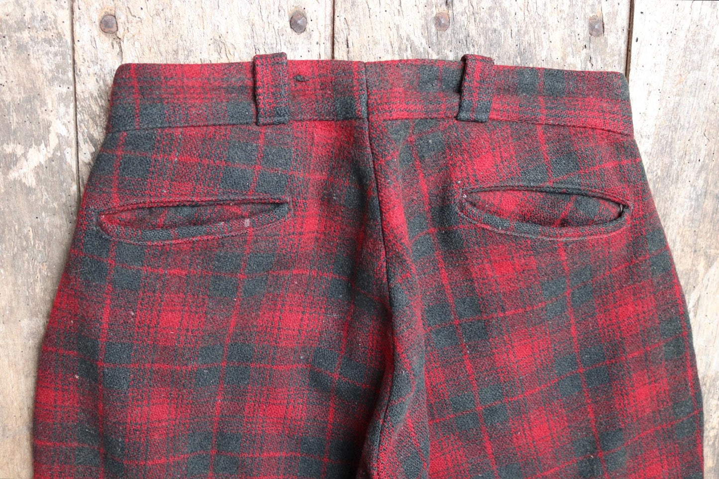 Vintage 1930s 30s 1940s 40s red black checked plaid wool hunting trousers breeches jodhpurs suspender buttons 31" x 26"