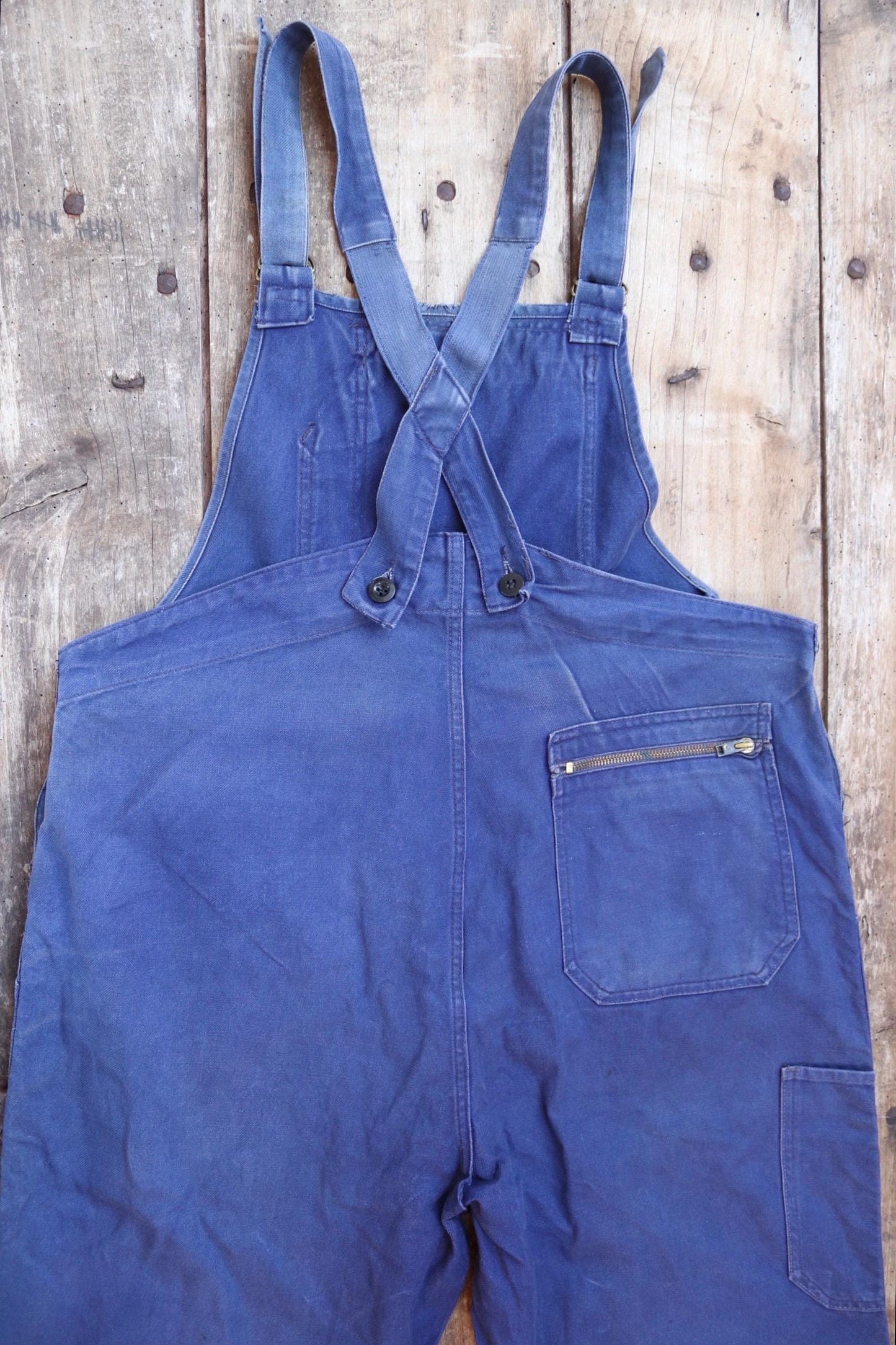 Vintage French blue workwear overalls dungarees 1950s sun faded cotton twill work chore 40” x 26” darned repaired