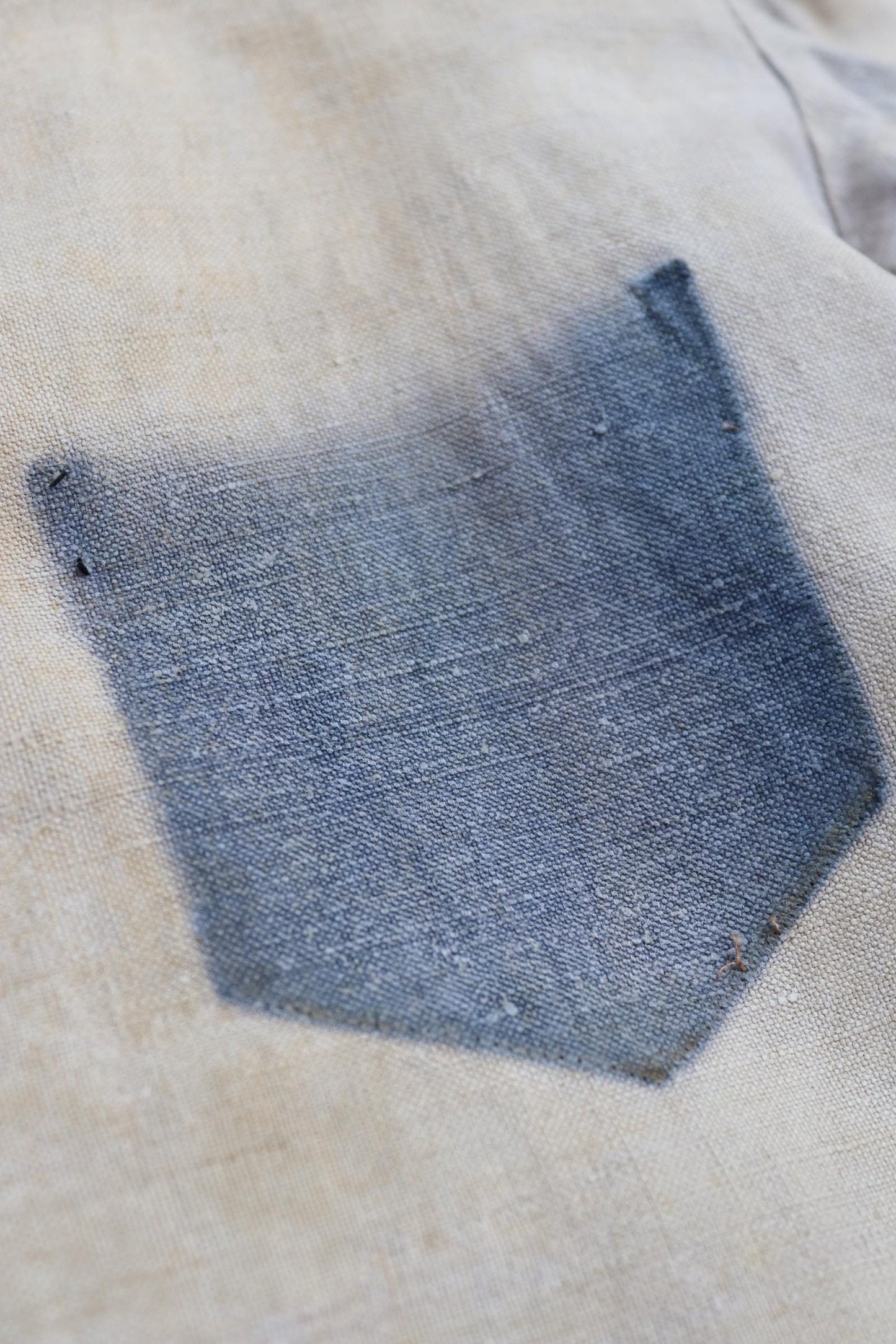 Vintage French workwear antique linen 1800s 1900s kids childrens faded indigo blue school dress smock 34” chest age 4 5 6