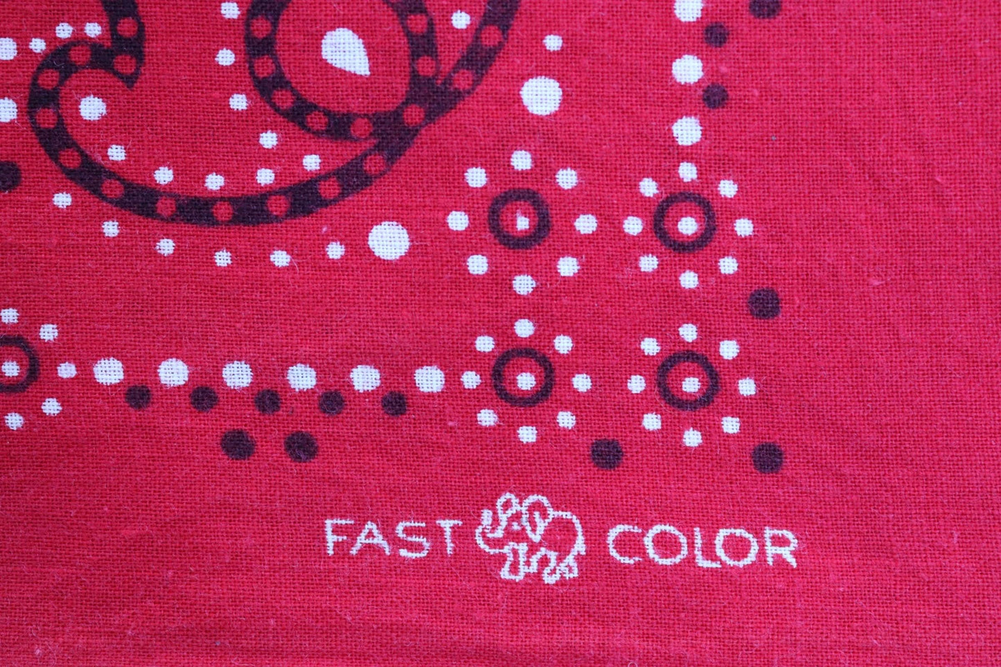 Vintage 1940s 40s trunk up Elephant brand cotton colourfast colorfast turkey red bandana pocket square neckerchief paisley Davis Catterall