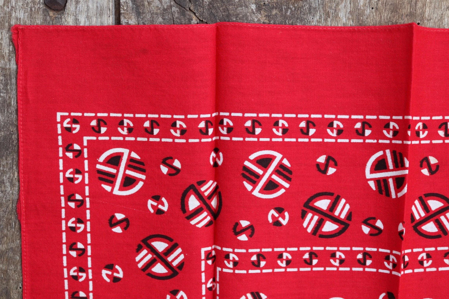 Vintage 1960s 60s turkey red printed bandana pocket square neckerchief cotton color colour fast workwear RN 14193