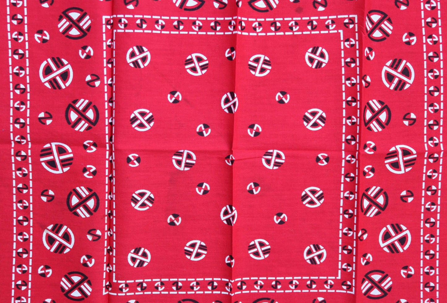 Vintage 1960s 60s turkey red printed bandana pocket square neckerchief cotton color colour fast workwear RN 14193