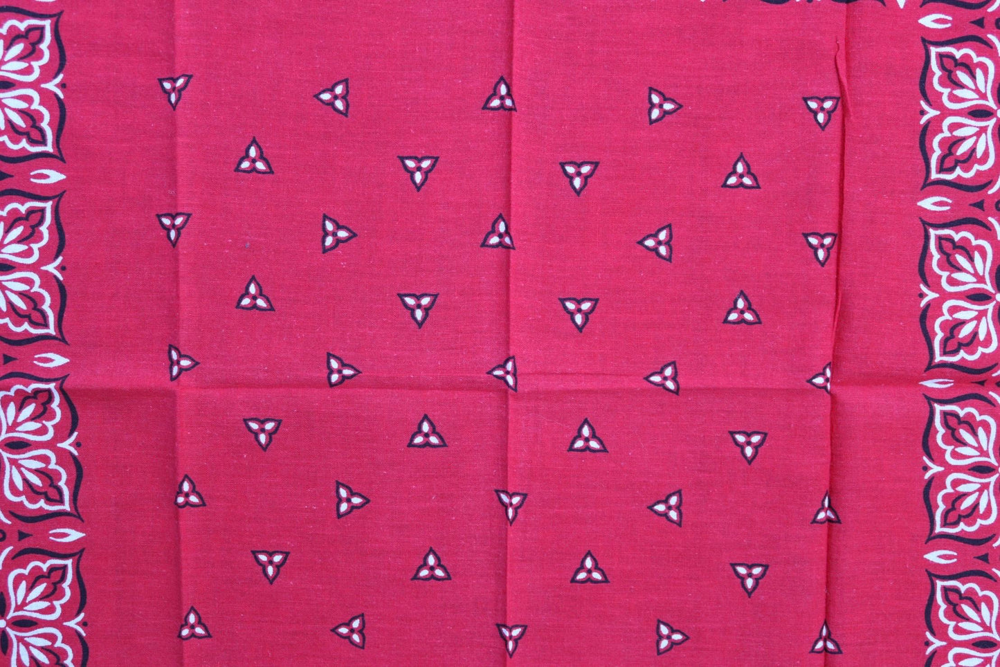 Vintage 1960s 60s turkey red printed bandana pocket square neckerchief cotton color colour fast workwear RN 14193