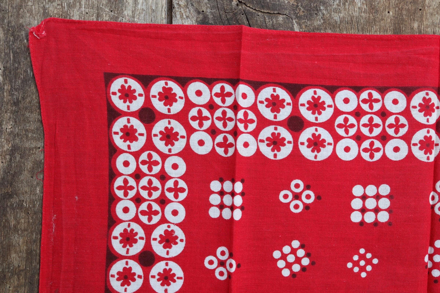 Vintage 1960s 60s 1970s 70s turkey red printed bandana pocket square neckerchief cotton color colour fast workwear RN 14193