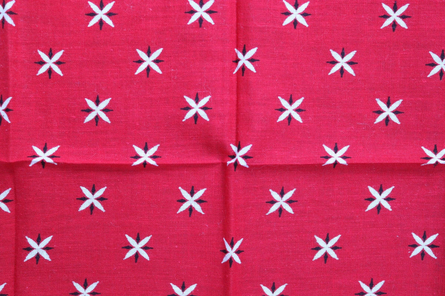 Vintage 1960s 60s tiger head turkey red bandana faded workwear work chore neckerchief scarf WPL 9939 Western cowboy American made in USA