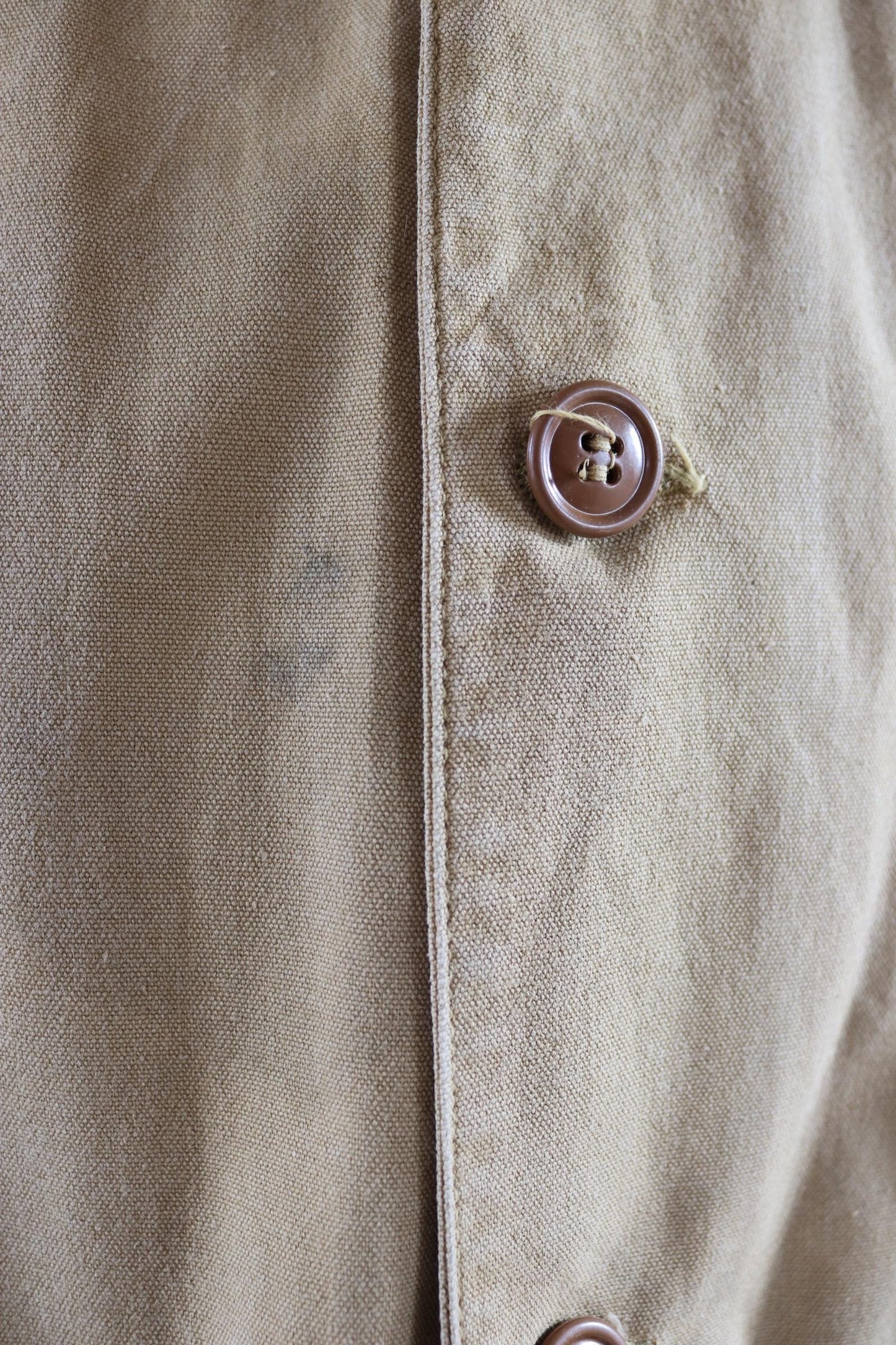 Vintage 1950s 1960s hunting jacket American Field Hettrick tan brown duck cotton canvas shooting American 49” chest workwear chore
