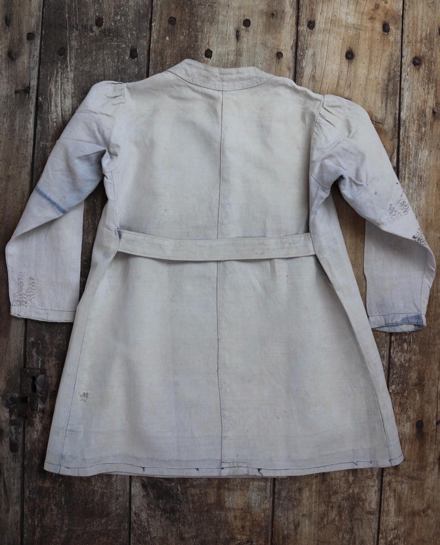 Vintage French workwear antique linen 1800s 1900s kids childrens faded indigo blue school dress smock 34” chest age 4 5 6