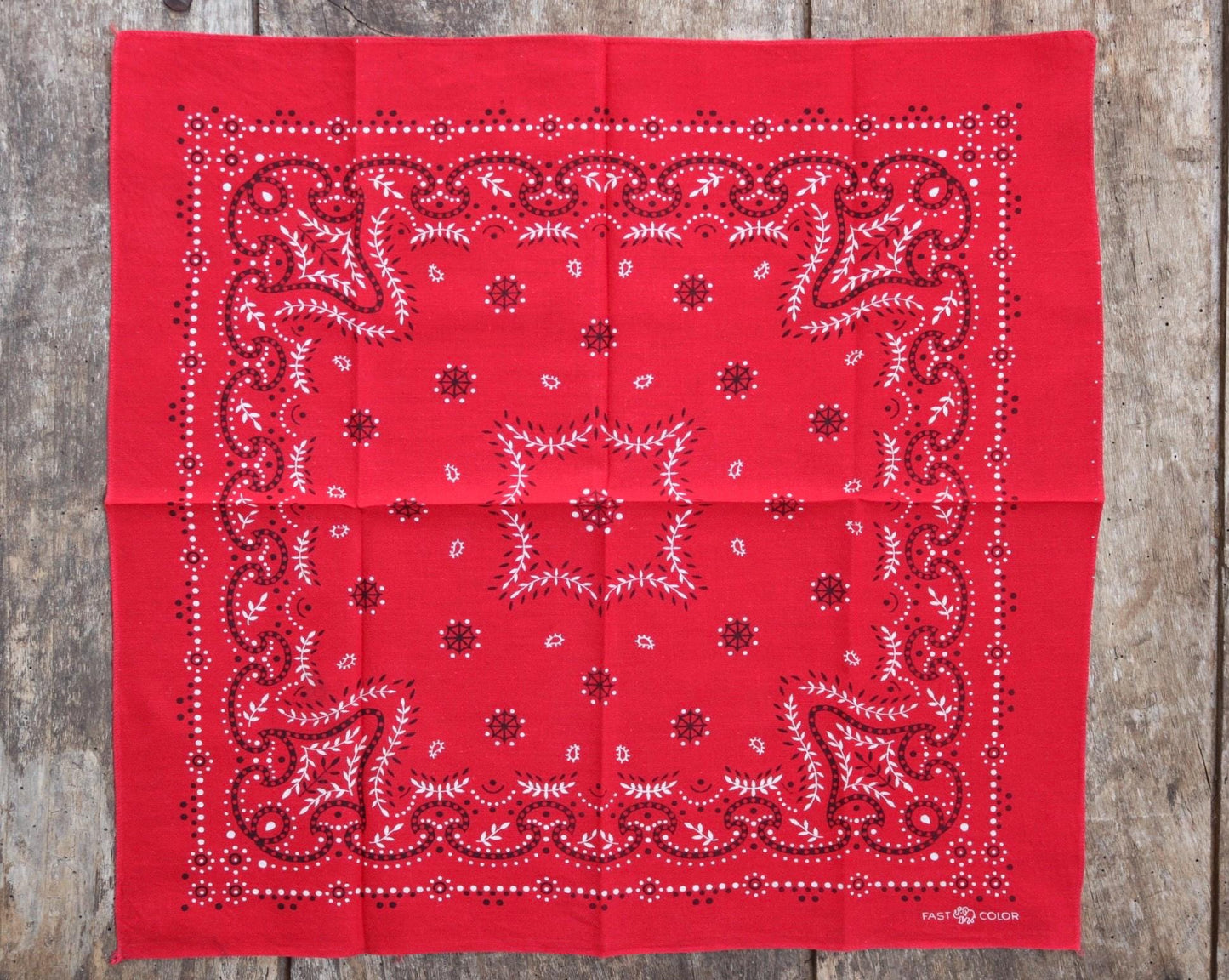 Vintage 1940s 40s trunk up Elephant brand cotton colourfast colorfast turkey red bandana pocket square neckerchief paisley Davis Catterall