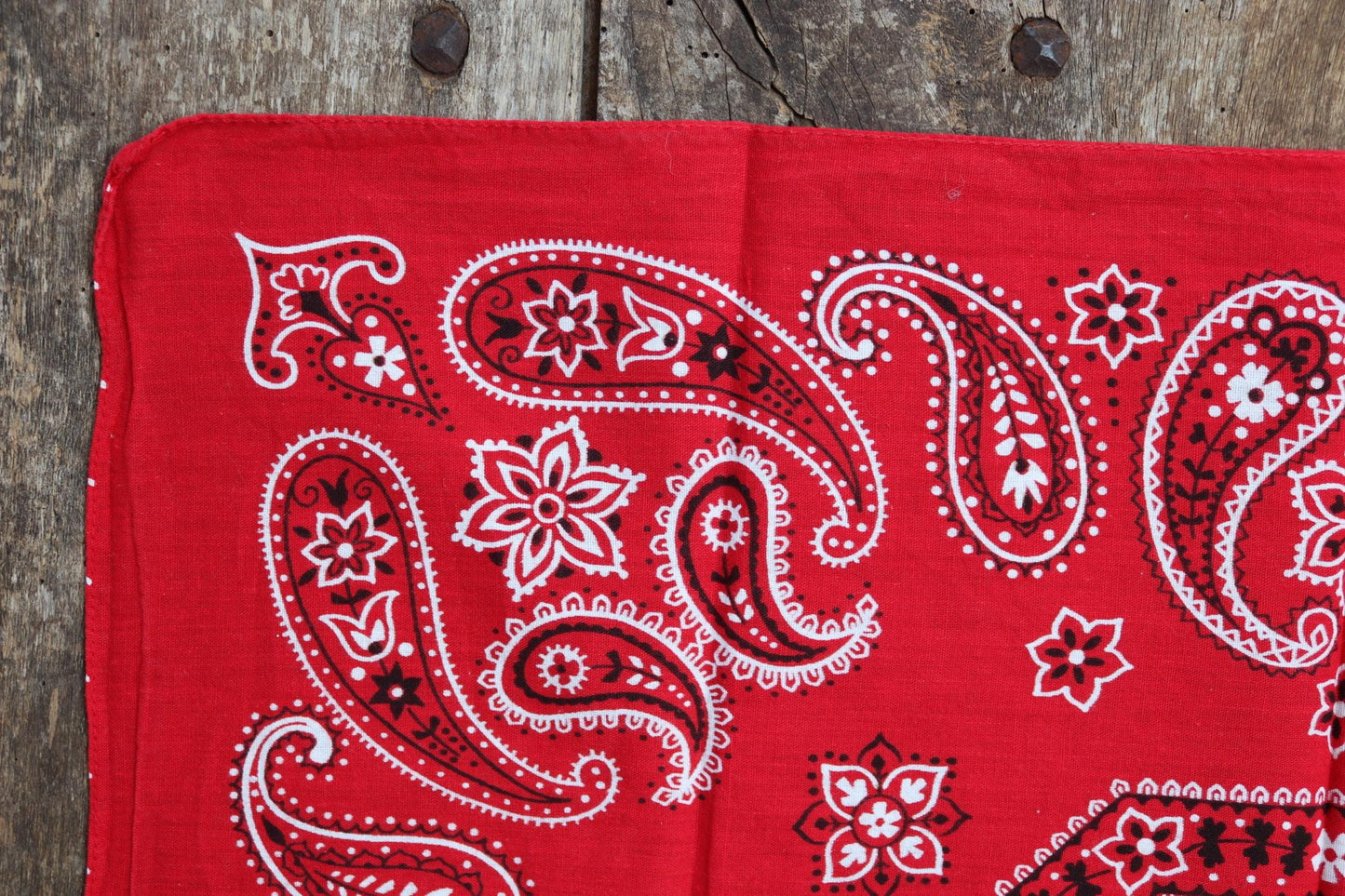 Vintage 1960s 60s trunk up Elephant brand cotton colourfast colorfast turkey red bandana pocket square neckerchief paisley Davis Catterall