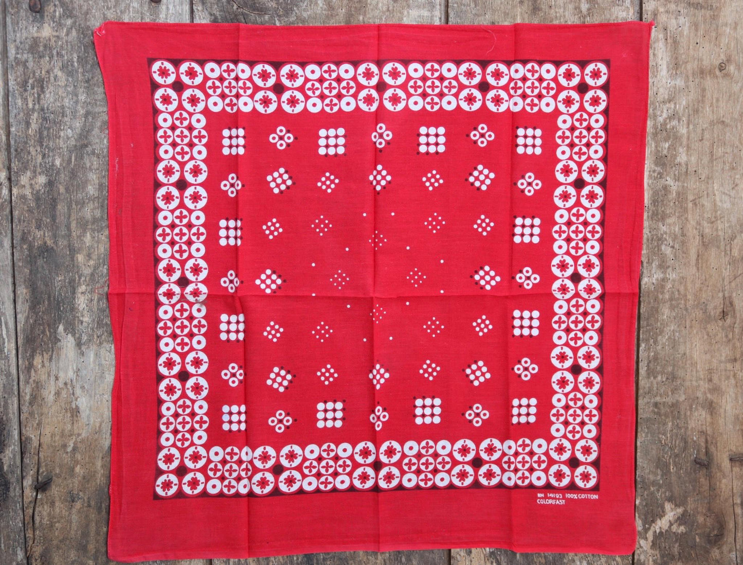 Vintage 1960s 60s 1970s 70s turkey red printed bandana pocket square neckerchief cotton color colour fast workwear RN 14193