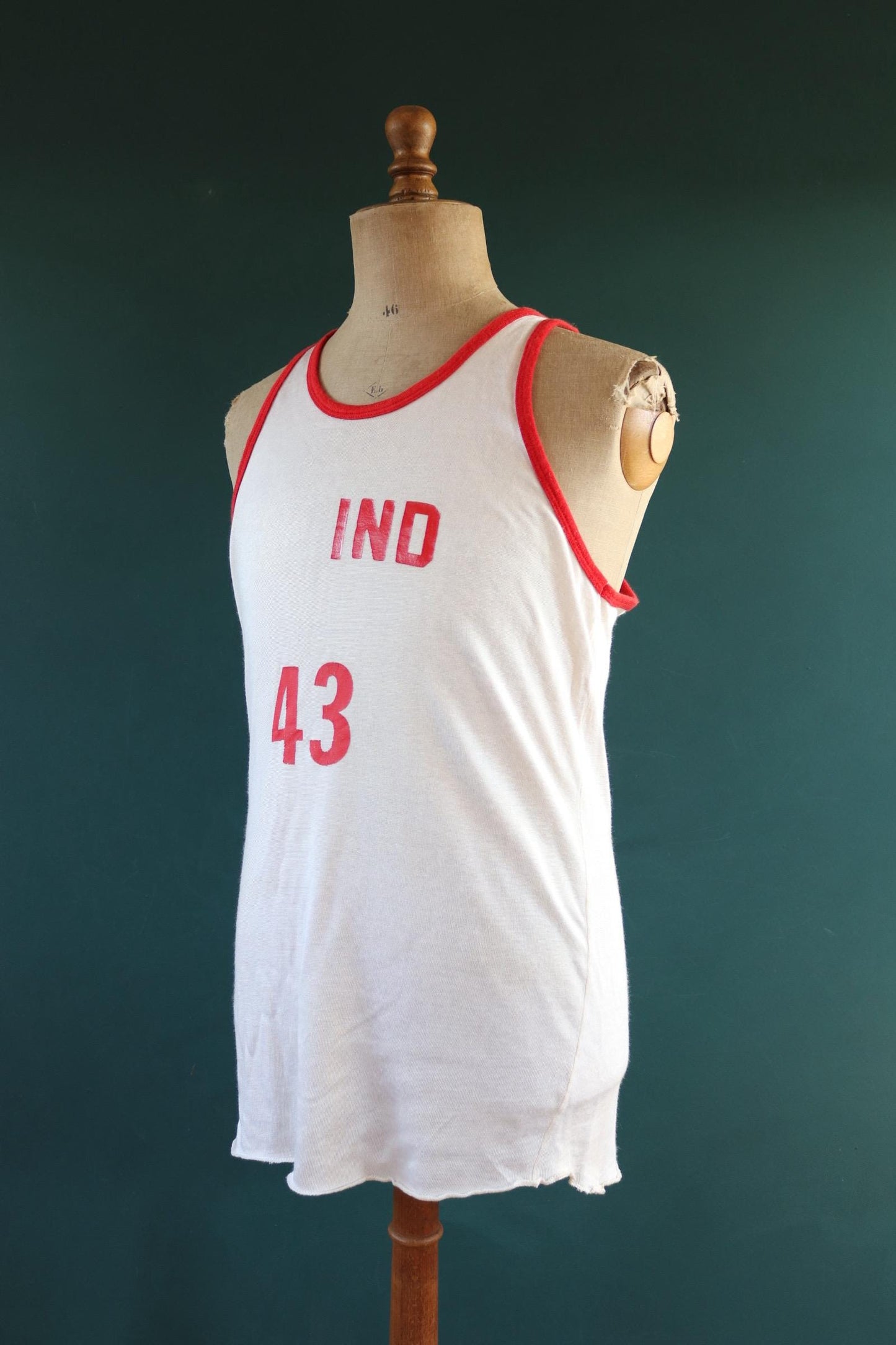 Vintage 1970s 1980s vest singlet white red nylon durene 43 Mike athletics sportswear basketball 40" chest