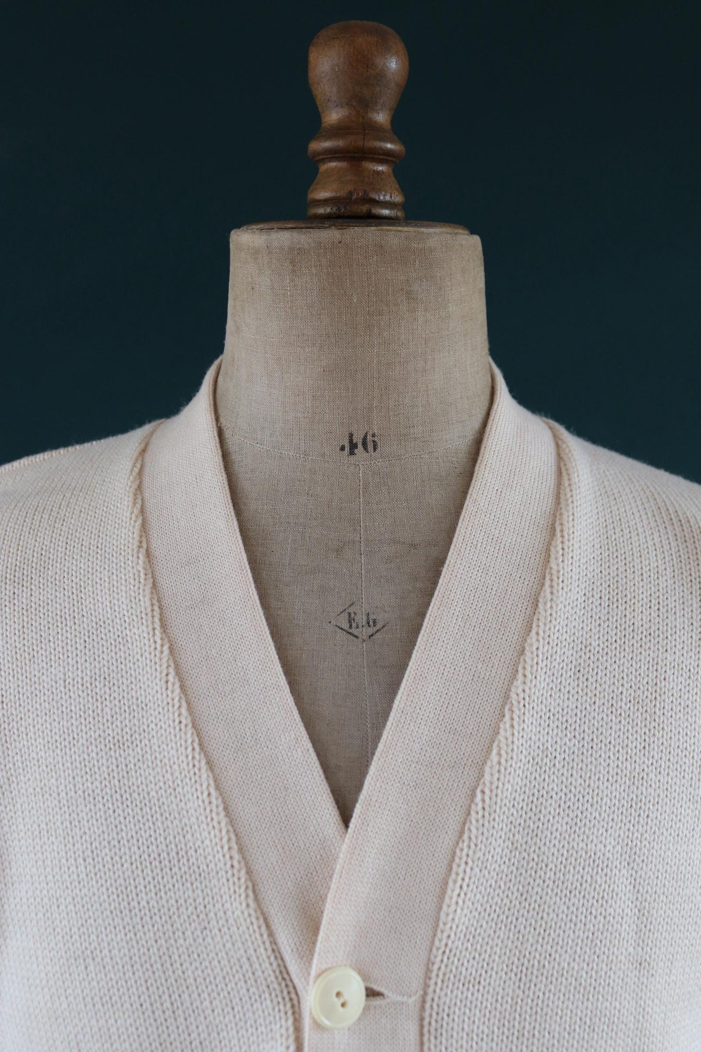Vintage 1970s wool varsity sweater - white knitted jumper - American Ivy League cardigan - mod knitwear - 42” chest